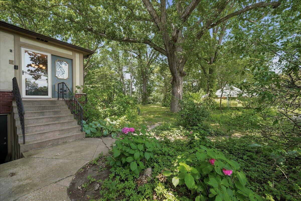 229 E Morgan Avenue, Chesterton, IN 46304; Image #71