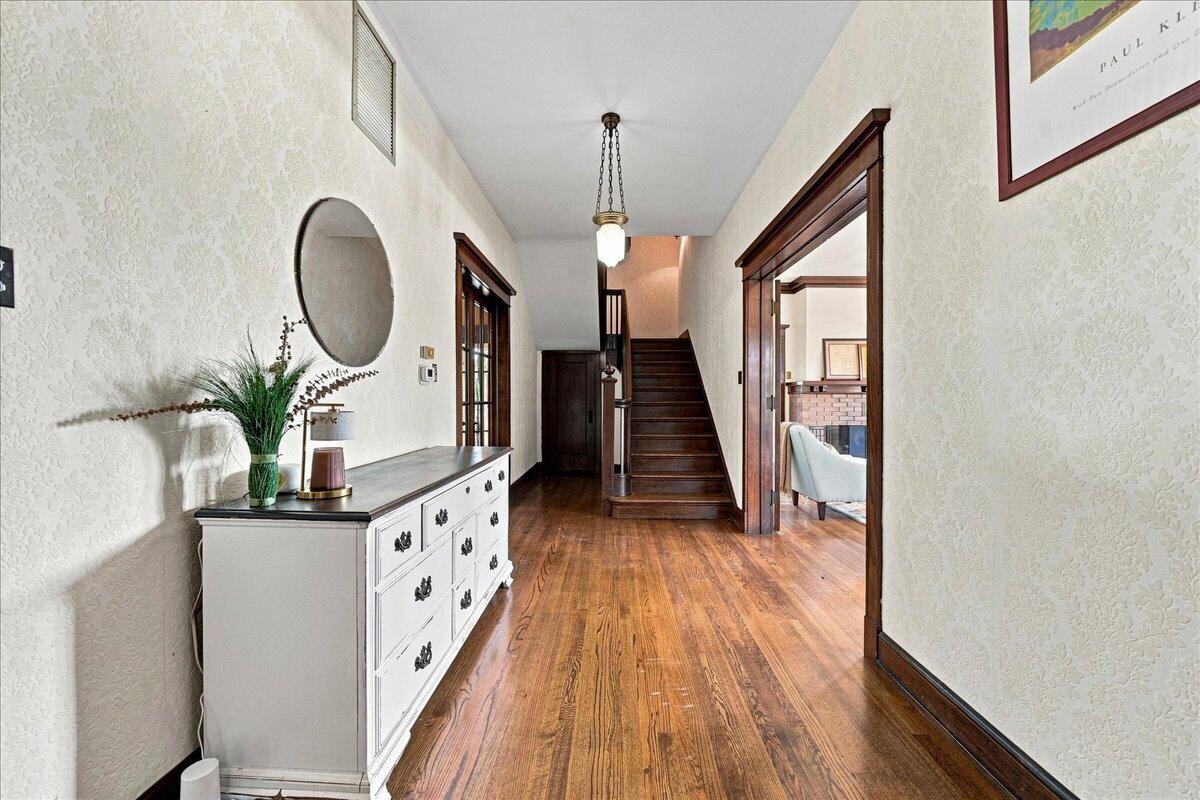 229 E Morgan Avenue, Chesterton, IN 46304; Image #9
