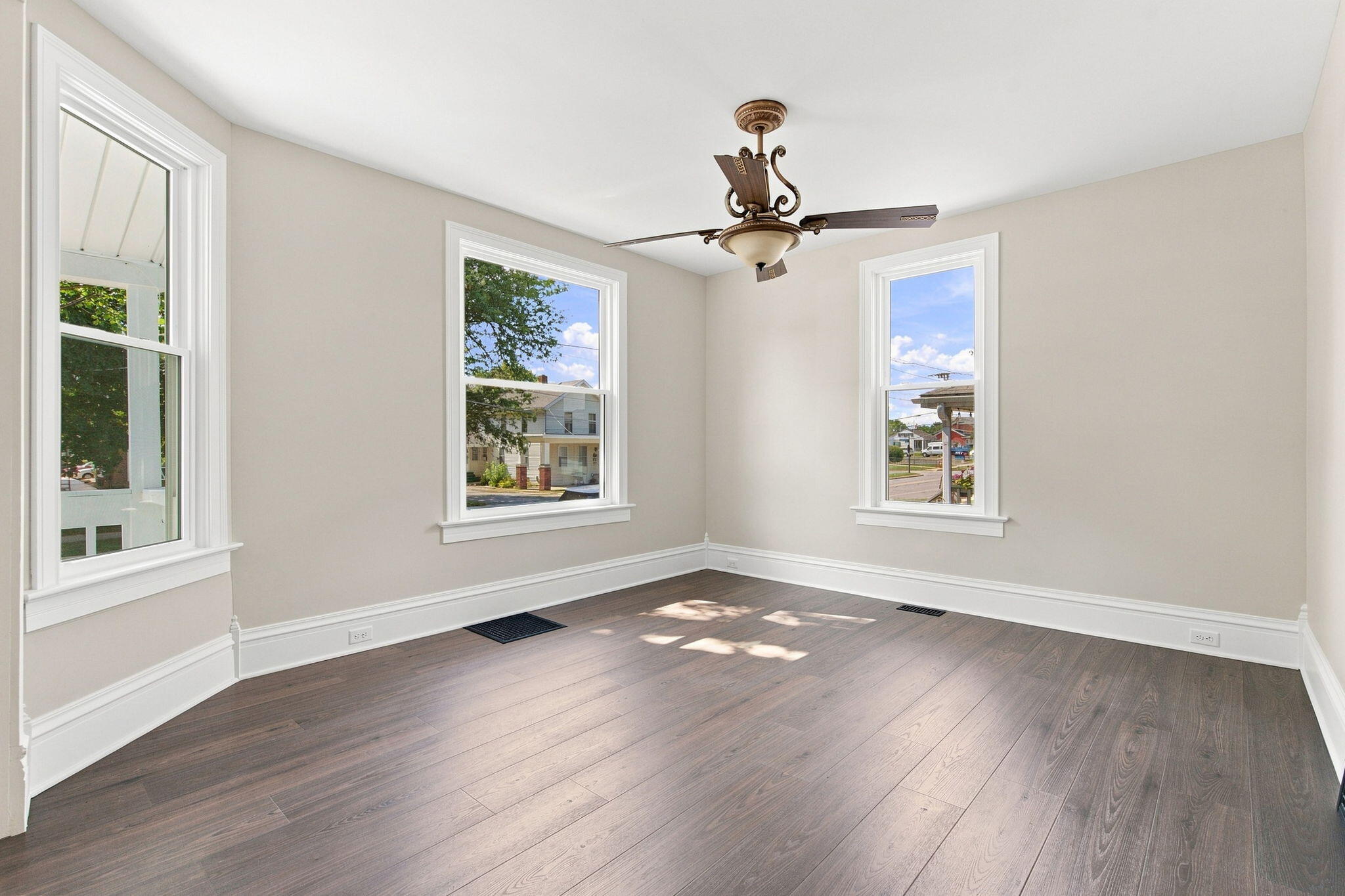310 S Court Street, Crown Point, IN 46307; Image #12