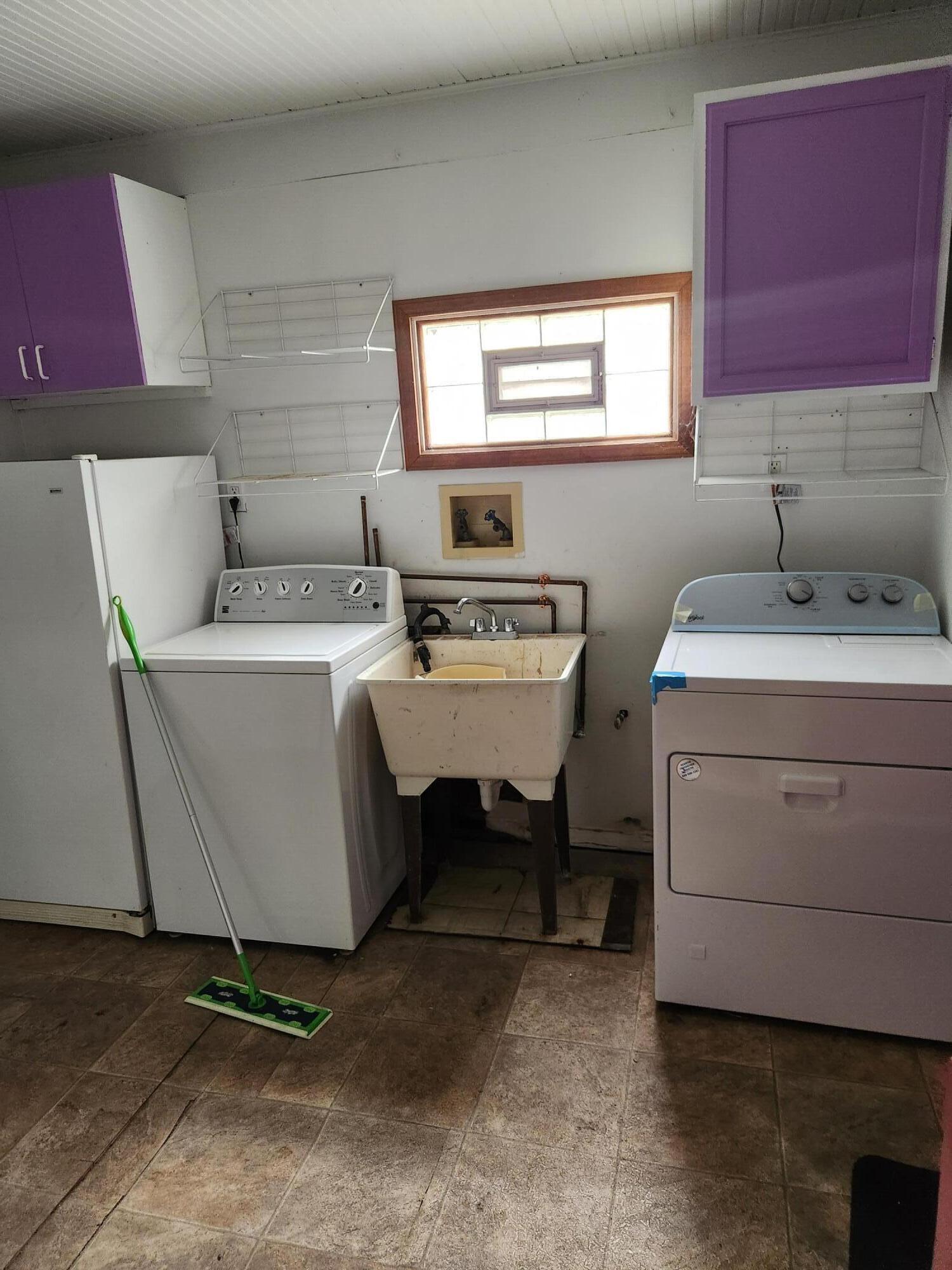 2025 W 4th Place, Gary, IN 46404; Image #3