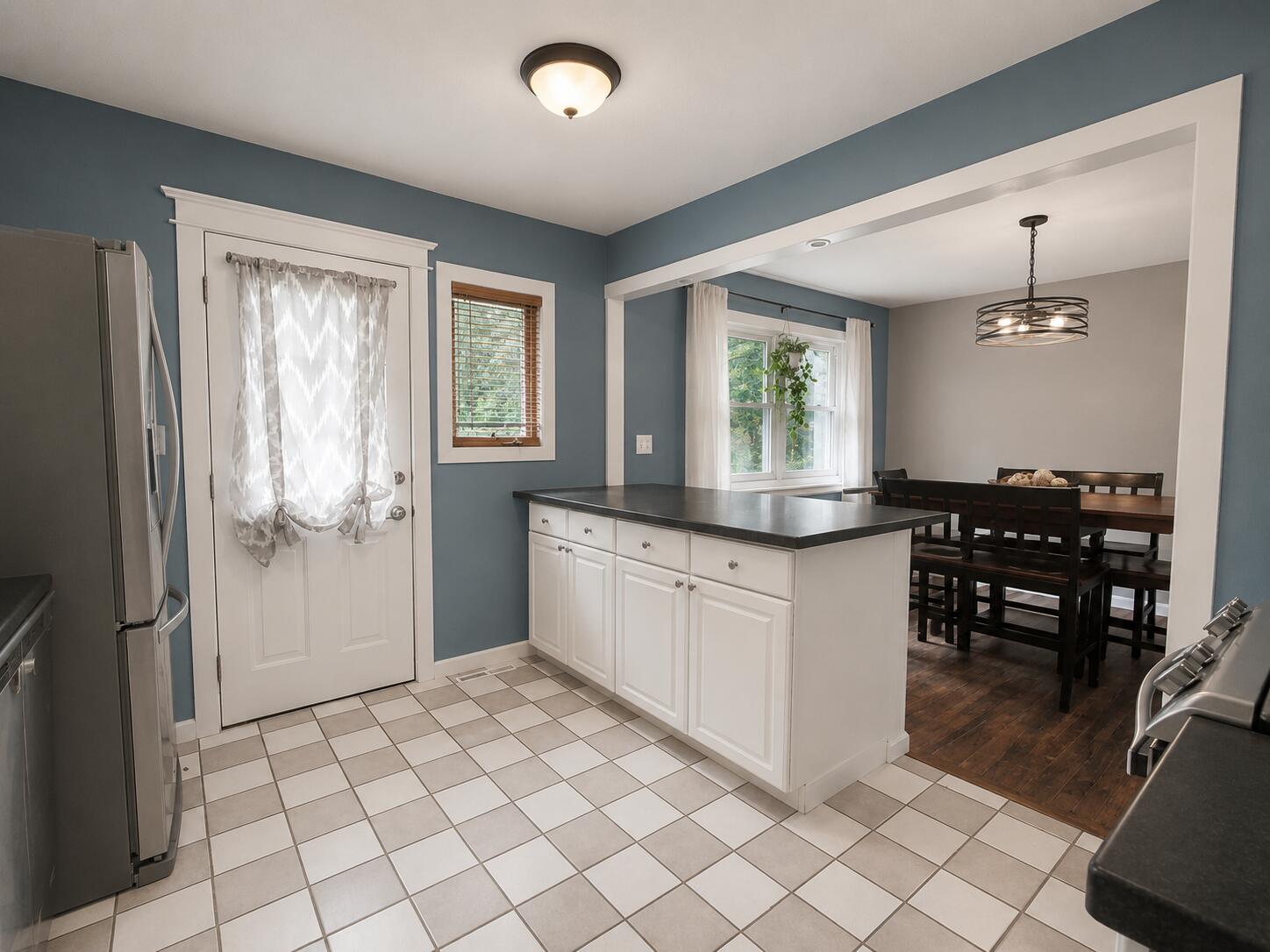 3810 Kingsway Drive, Crown Point, IN 46307; Image #5