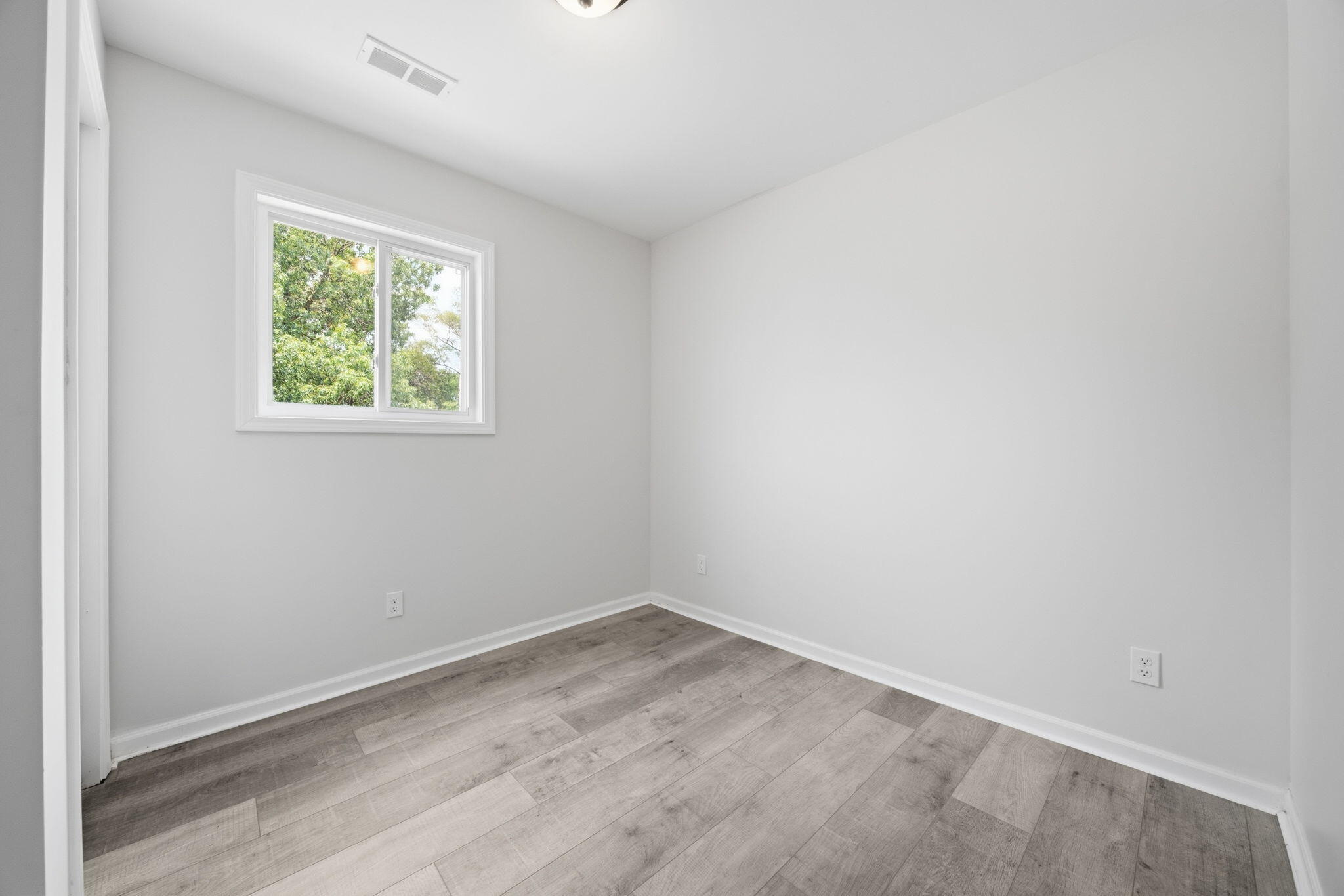 2401 Buchanan Street, Gary, IN 46407; Image #31