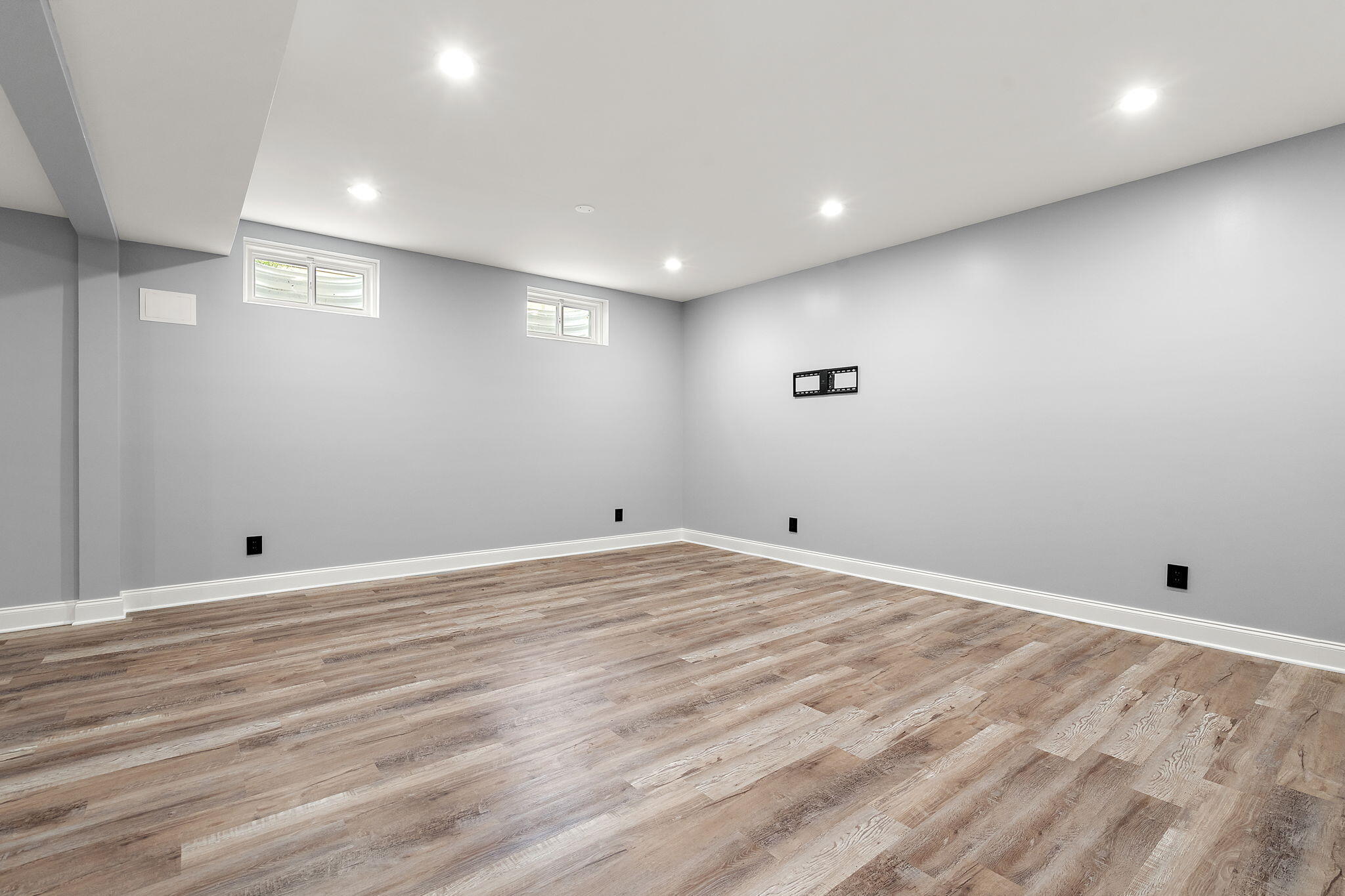 9827 Garden Way, St. John, IN 46373; Image #38