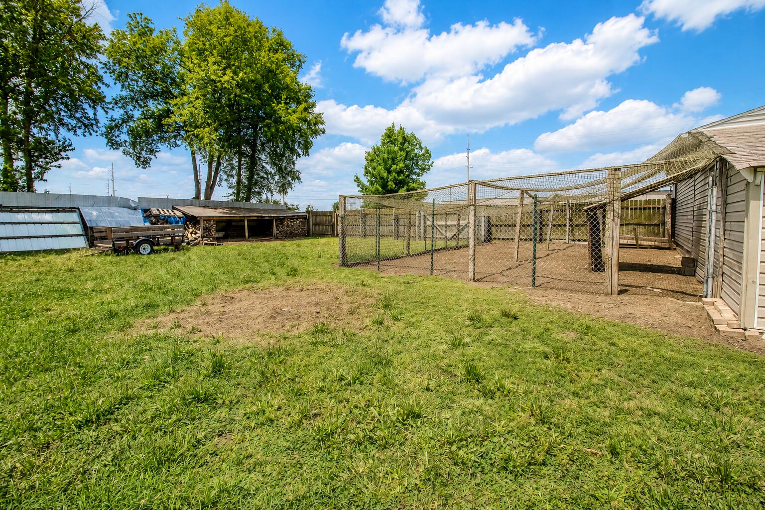 1202 W Pacific Avenue, Knox, IN 46534; Image #22