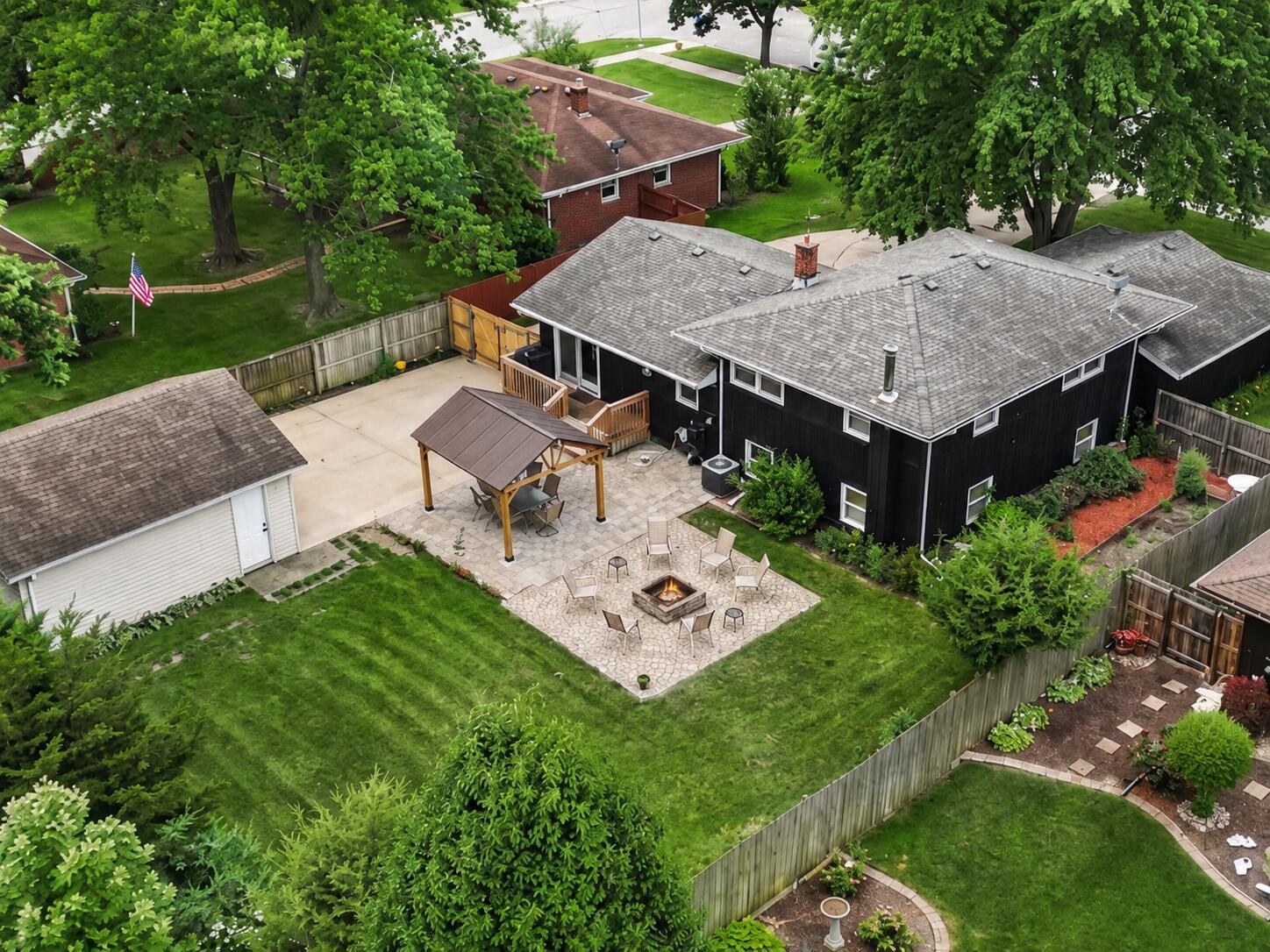 9425 Larch Drive, Munster, IN 46321; Image #22