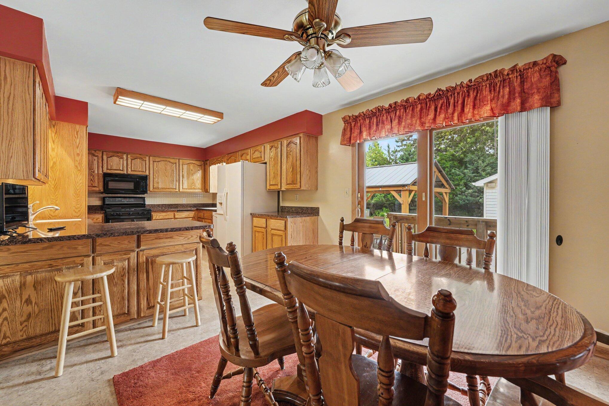 9425 Larch Drive, Munster, IN 46321; Image #4
