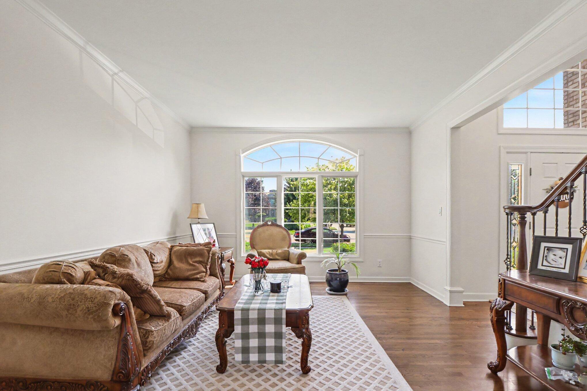 1931 Cherrywood Court, Munster, IN 46321; Image #11