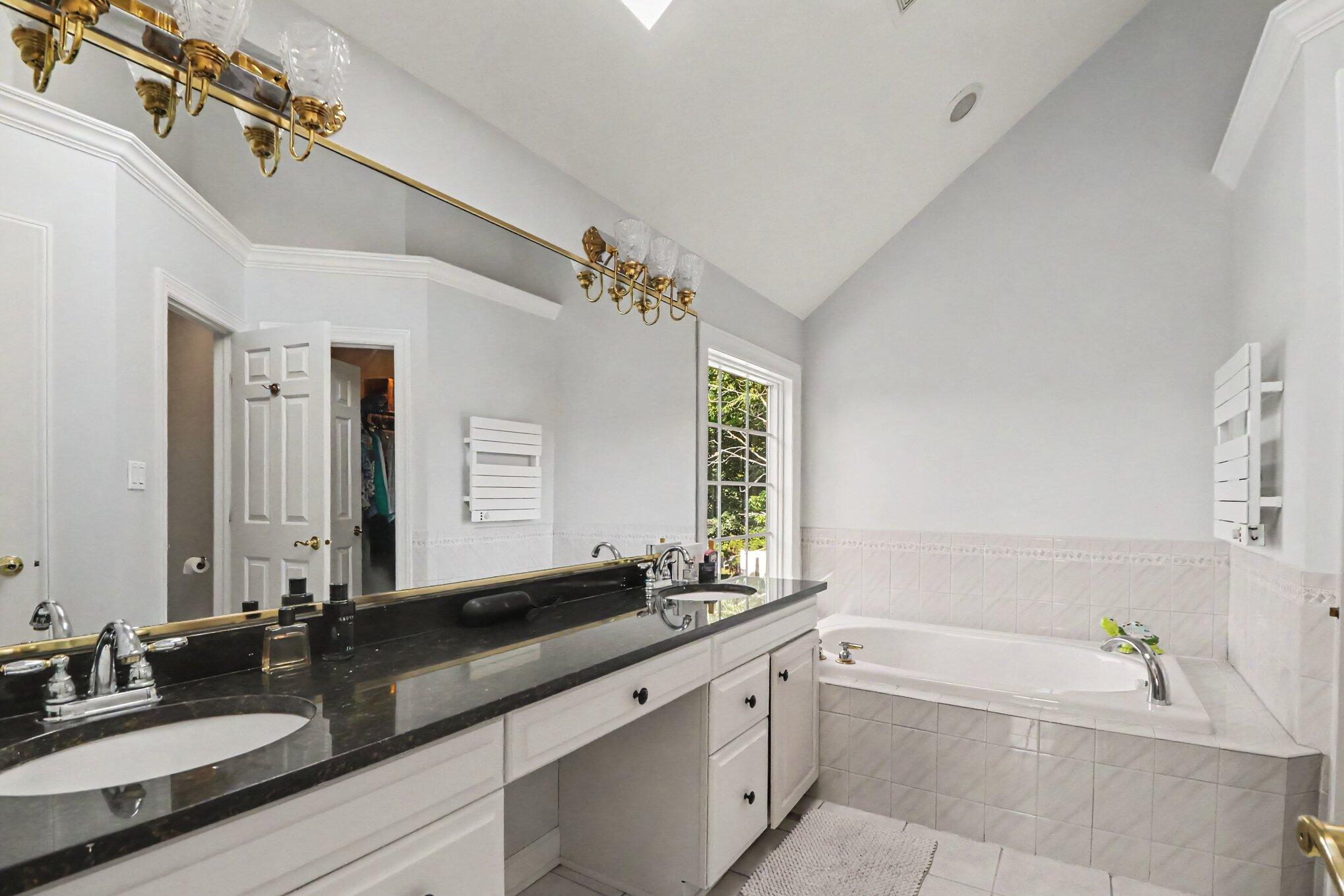 1931 Cherrywood Court, Munster, IN 46321; Image #18