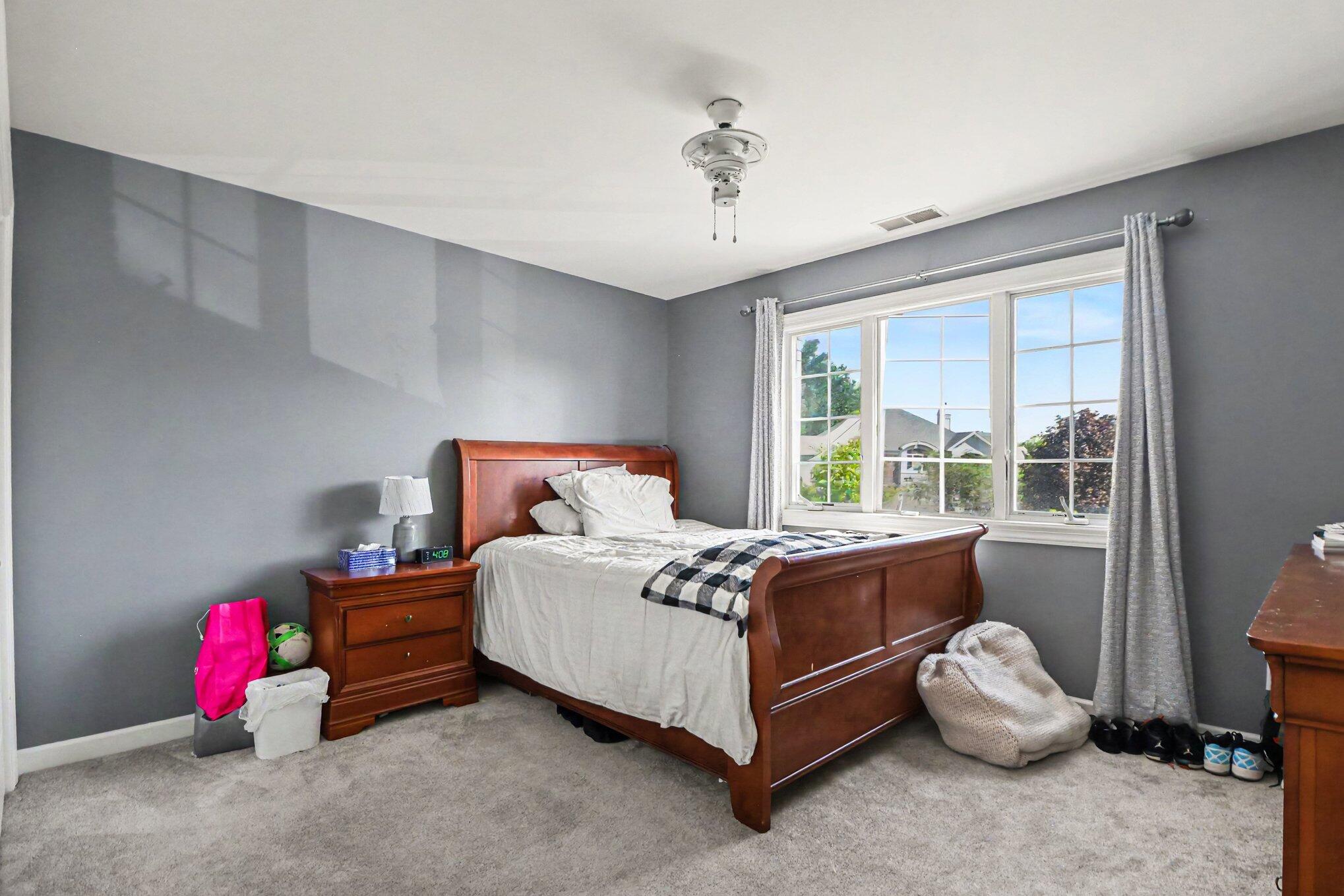 1931 Cherrywood Court, Munster, IN 46321; Image #23