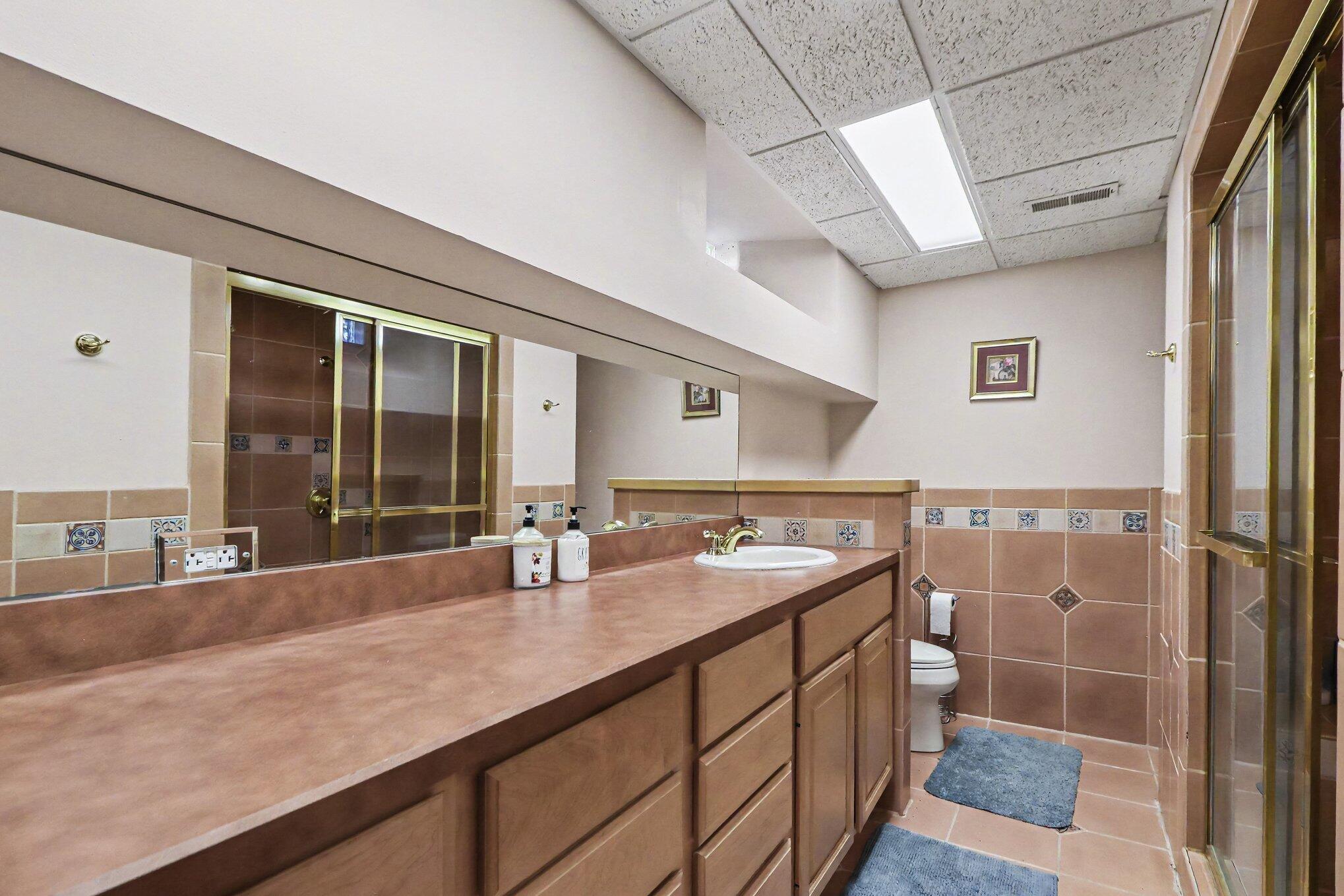 1931 Cherrywood Court, Munster, IN 46321; Image #29