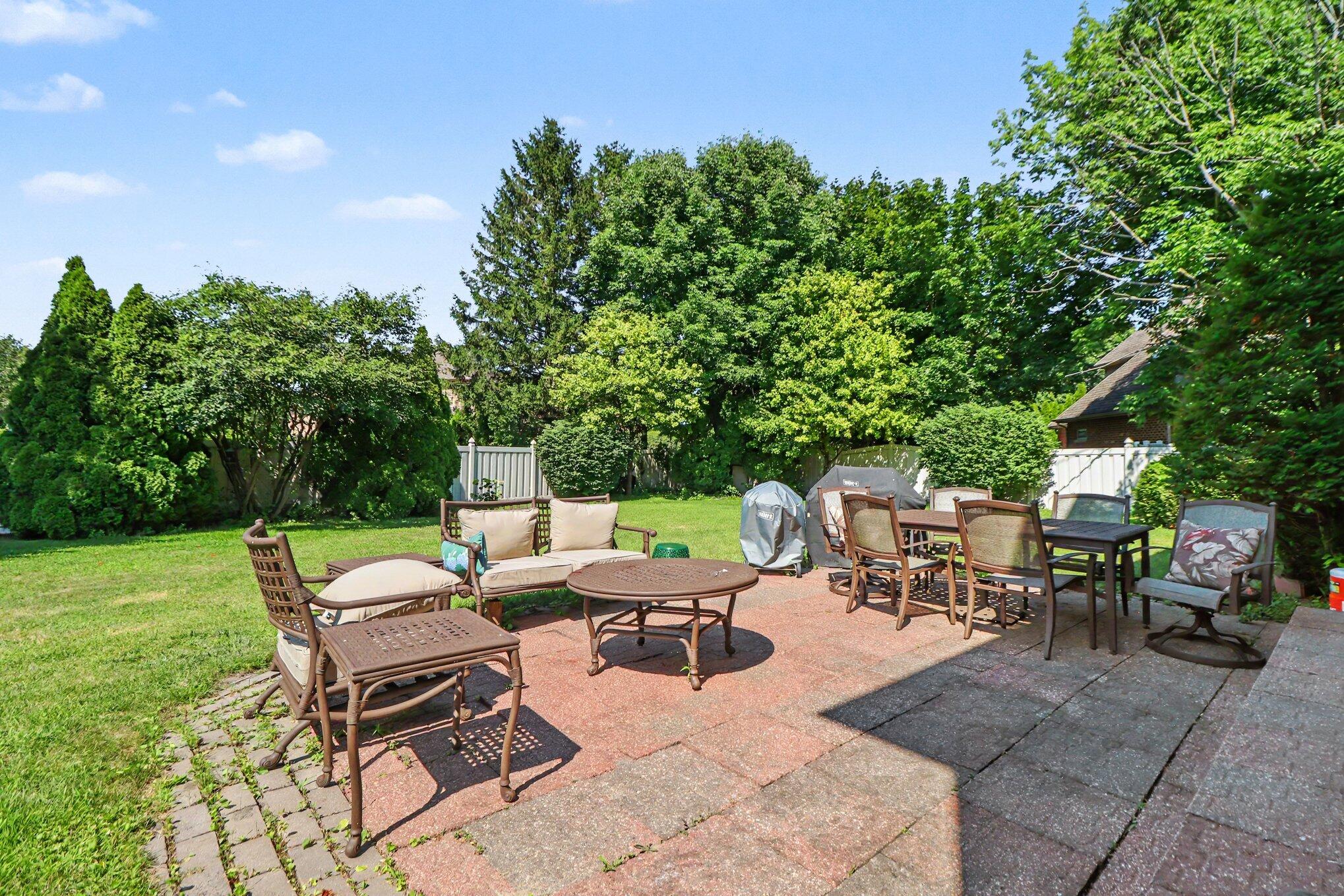 1931 Cherrywood Court, Munster, IN 46321; Image #30