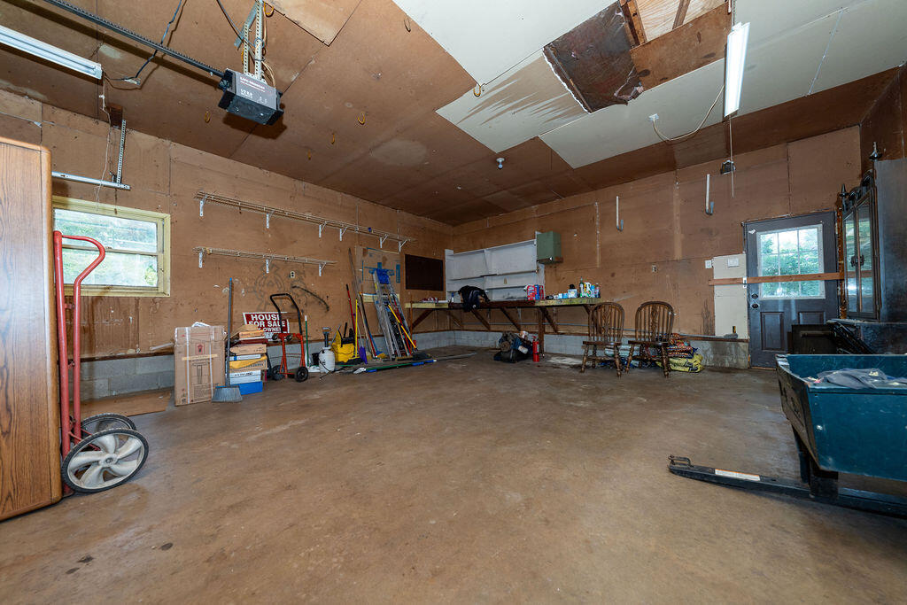 6697 W Calloway Street, Michigan City, IN 46360; Image #28