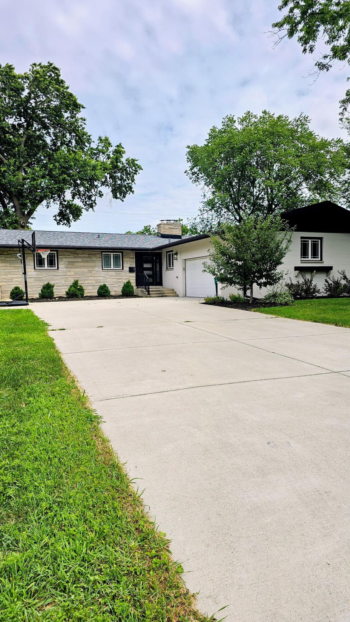 1411 Kraft Drive, Munster, IN 46321; Image #2