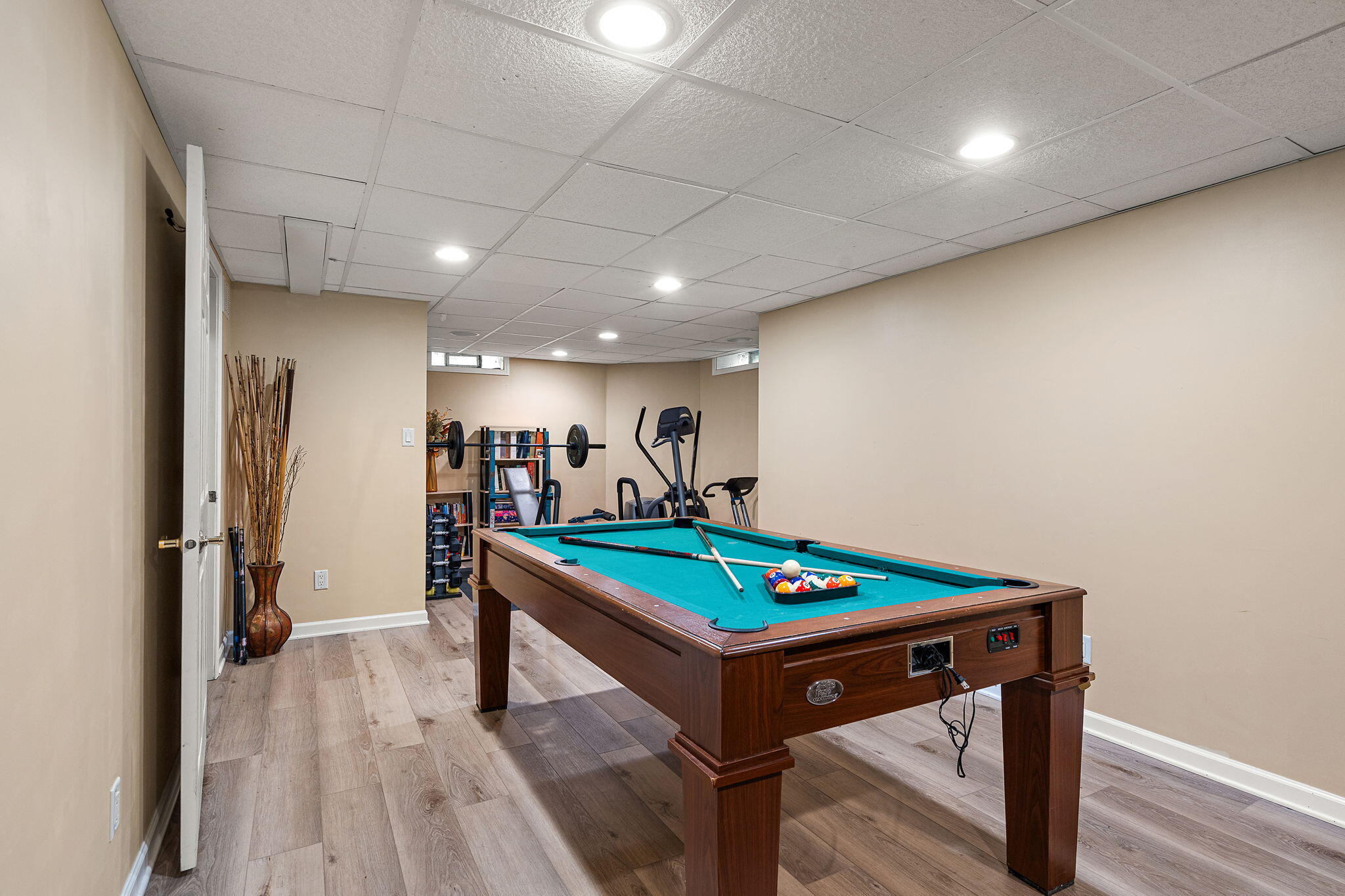 1929 Redwood Lane, Munster, IN 46321; Image #60