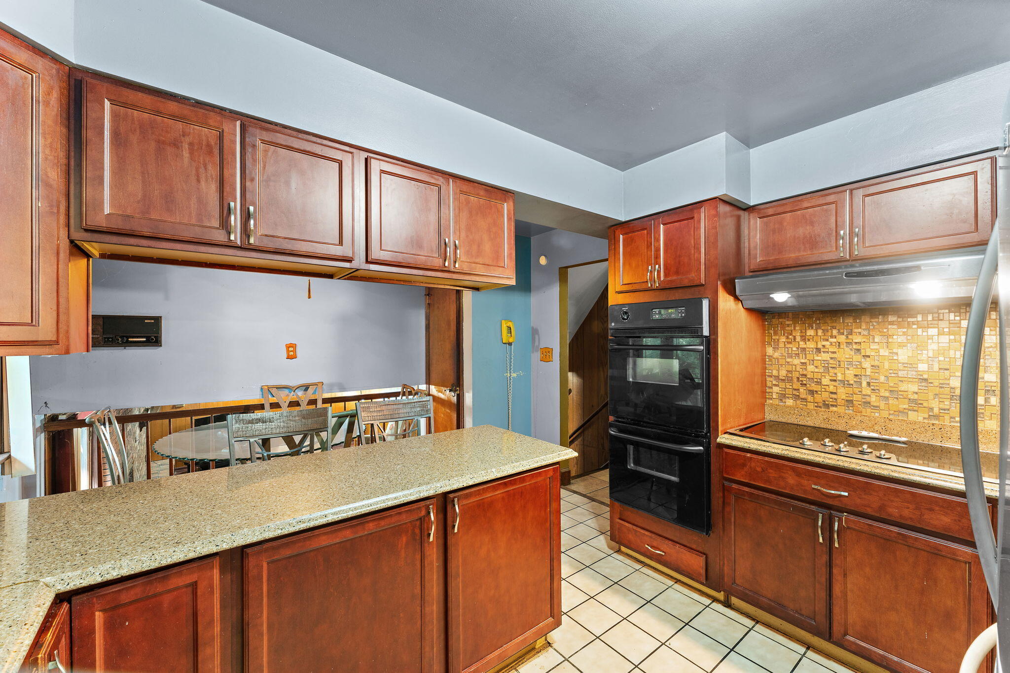 7633 Hemlock Avenue, Gary, IN 46403; Image #12