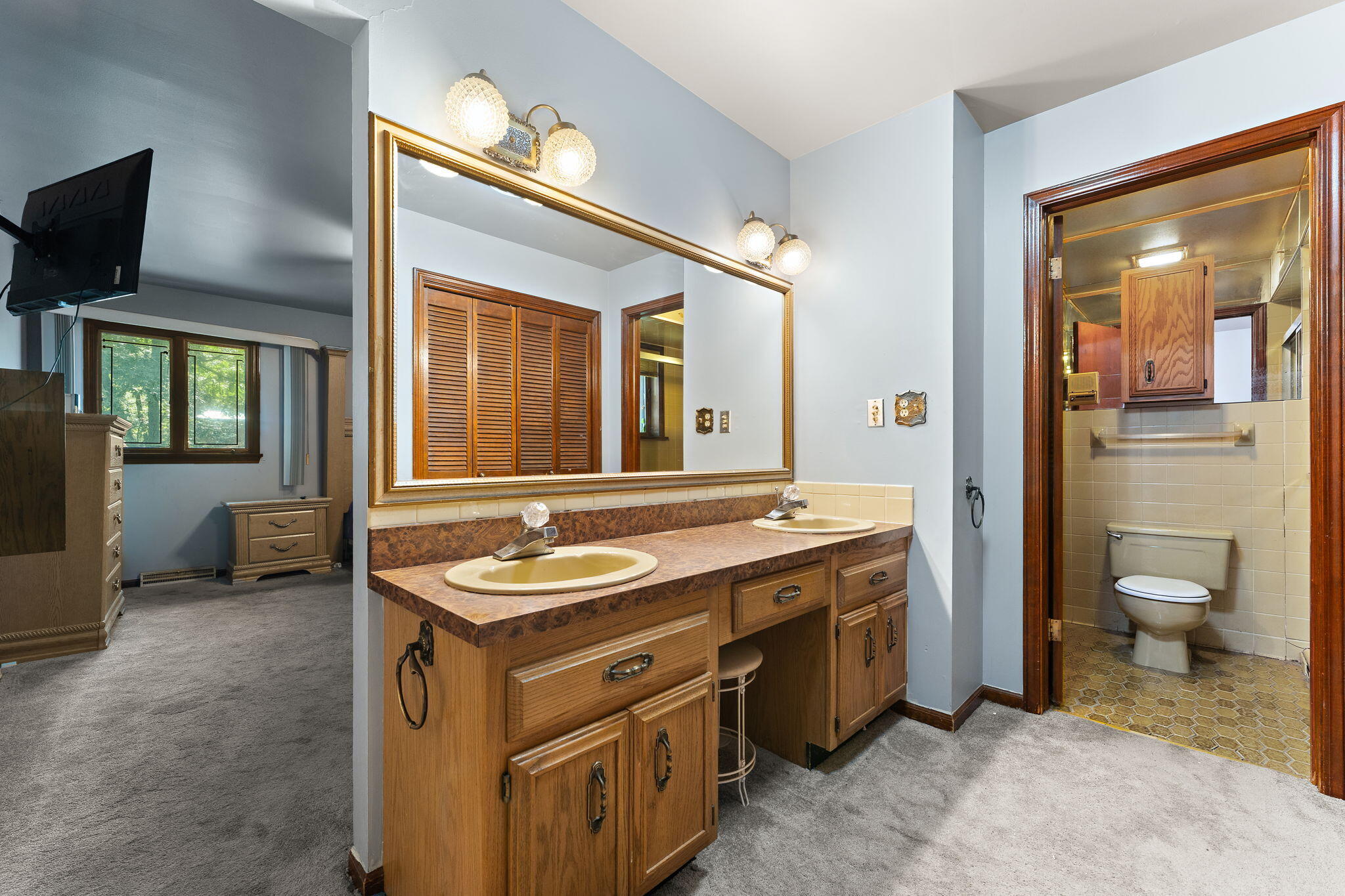 7633 Hemlock Avenue, Gary, IN 46403; Image #14