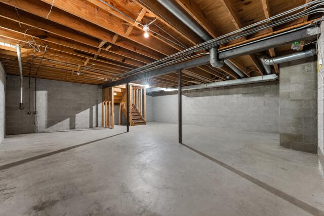 7633 Hemlock Avenue, Gary, IN 46403; Image #21