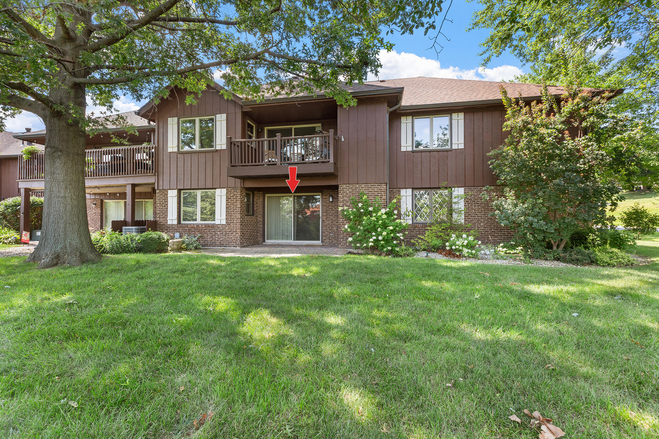 2511 E Lakeshore Drive, Crown Point, IN #A1, 46307; Image #2