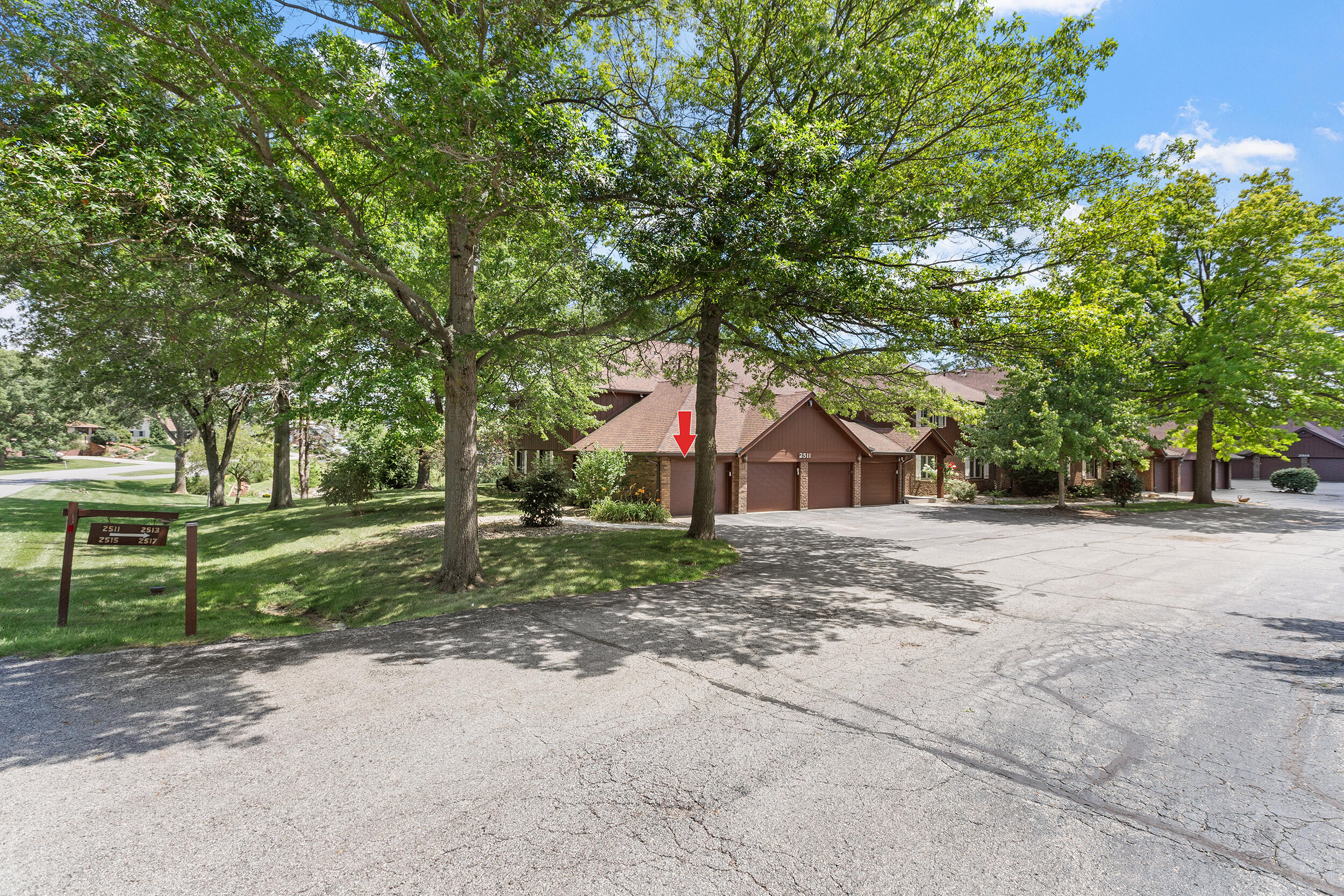 2511 E Lakeshore Drive, Crown Point, IN #A1, 46307; Image #28