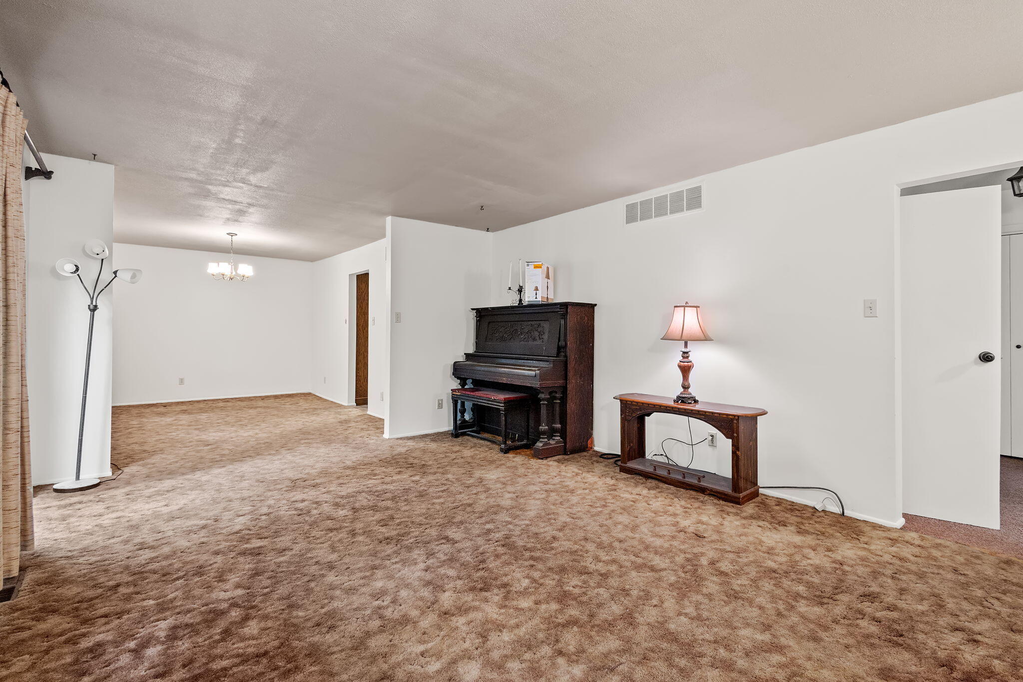 931 S 500 E, Kouts, IN 46347; Image #12