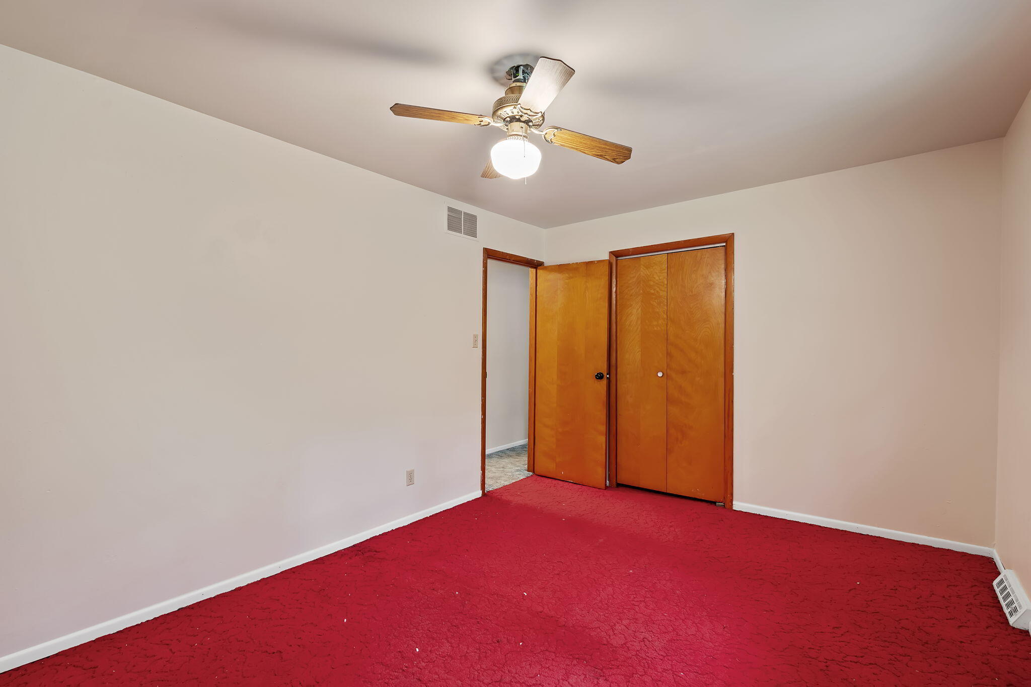 931 S 500 E, Kouts, IN 46347; Image #29
