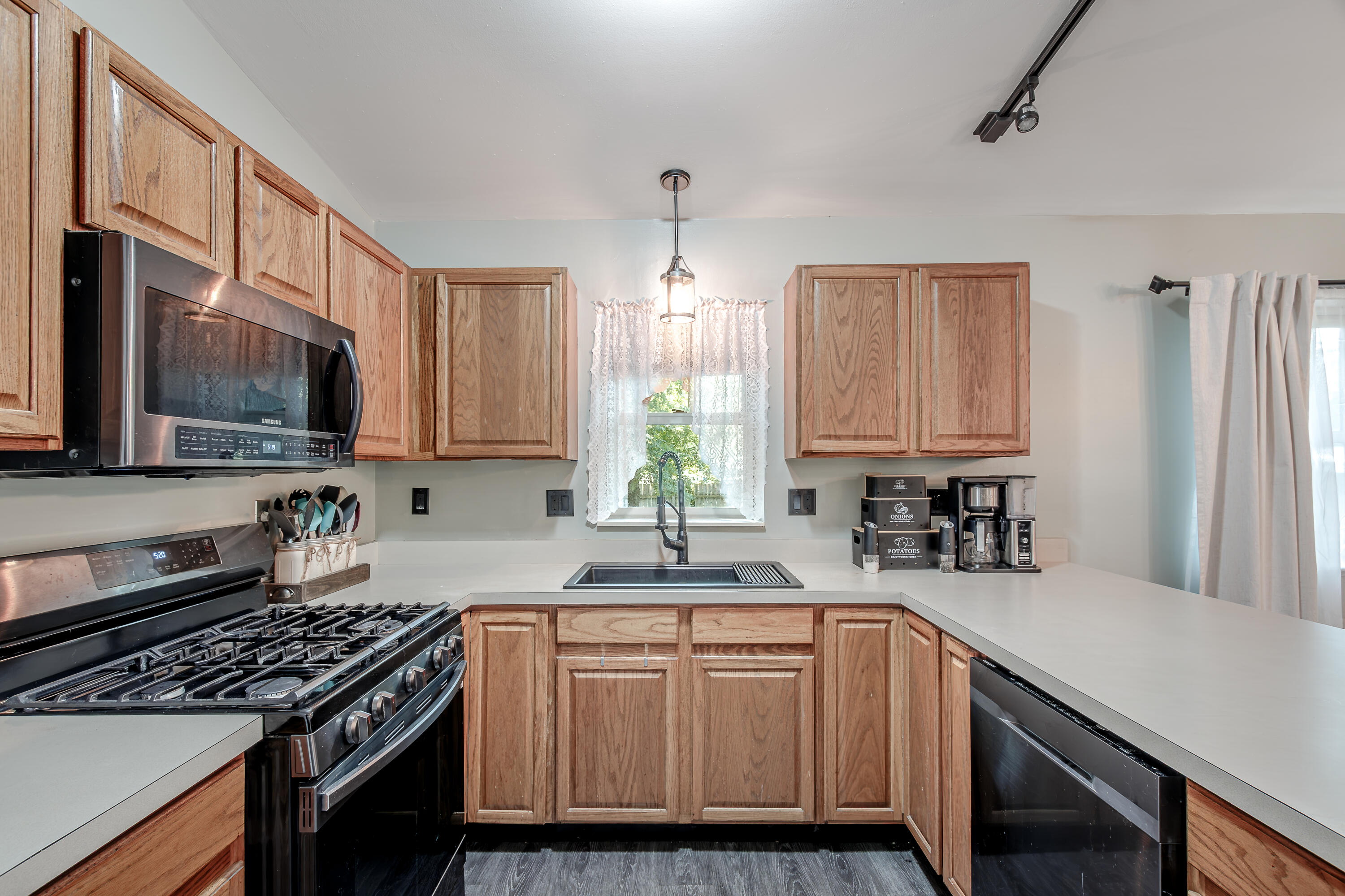 2124 Saffron Street, Portage, IN 46368; Image #8