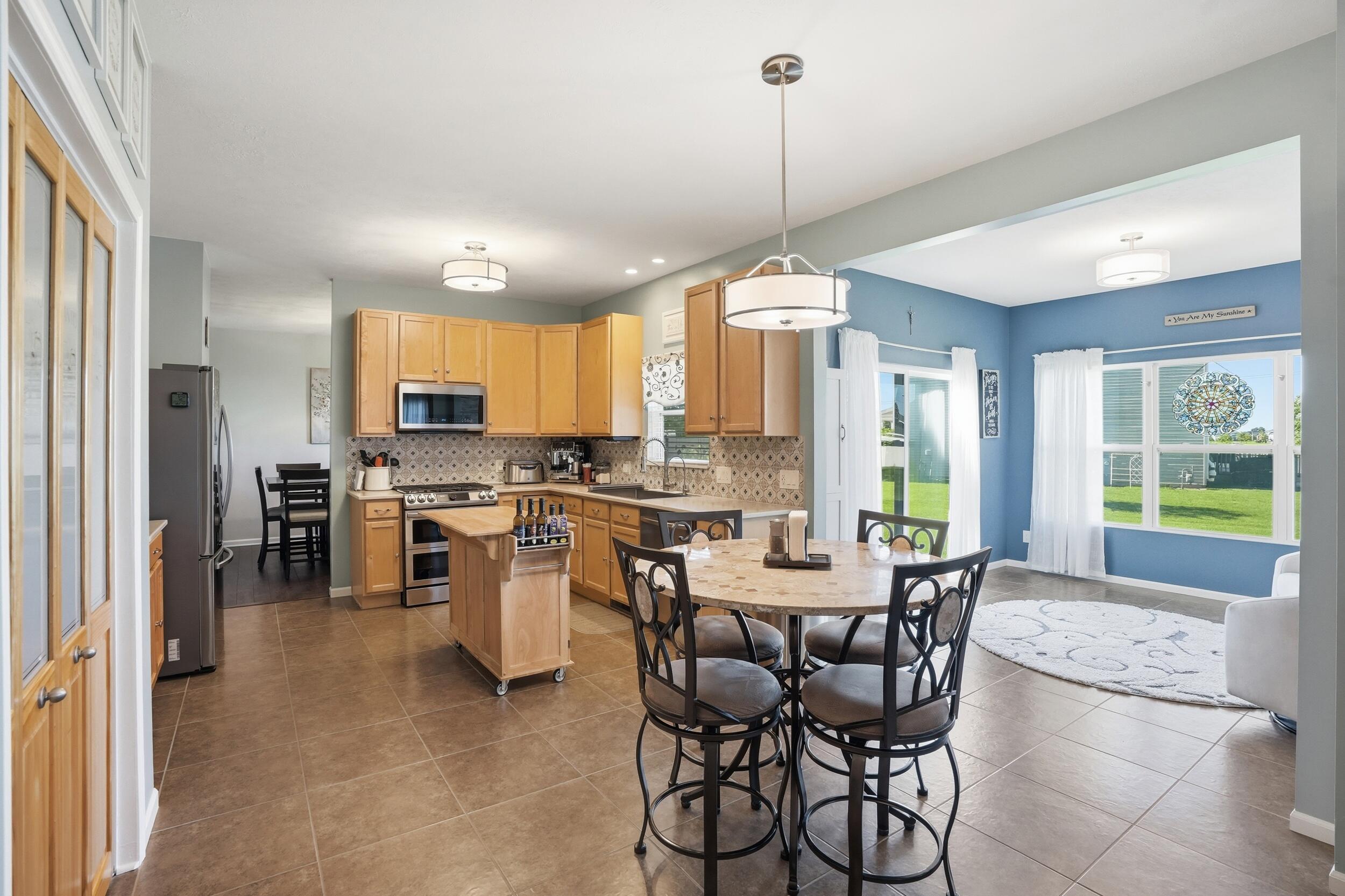 13921 Bluff View Road, Dyer, IN 46311; Image #13