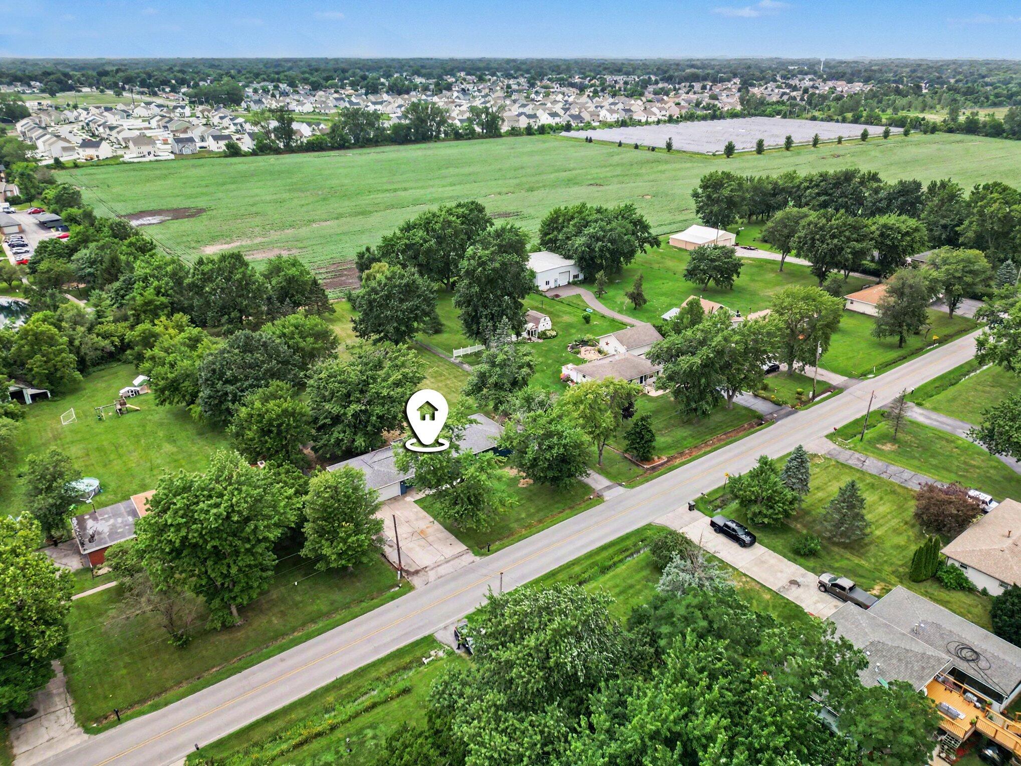 838 N 450 W, Valparaiso, IN 46385; Image #32