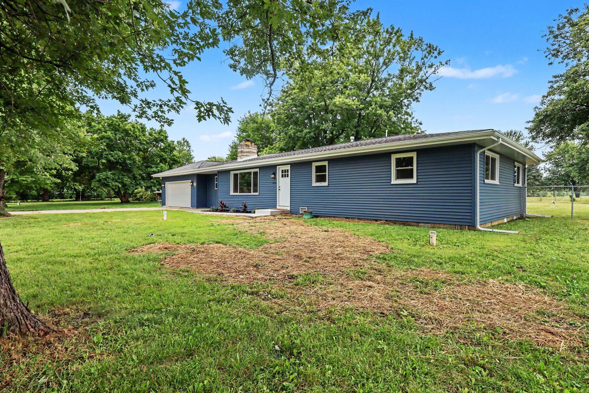 838 N 450 W, Valparaiso, IN 46385; Image #4