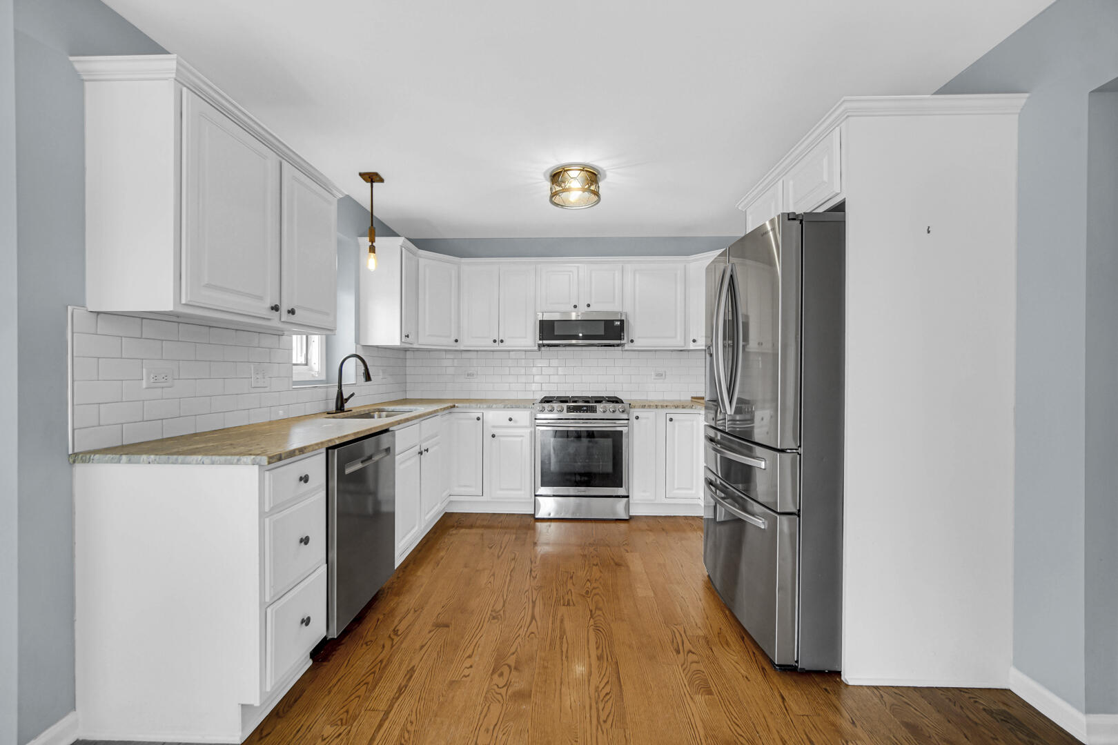 310 Cornwall Circle, Munster, IN 46321; Image #10