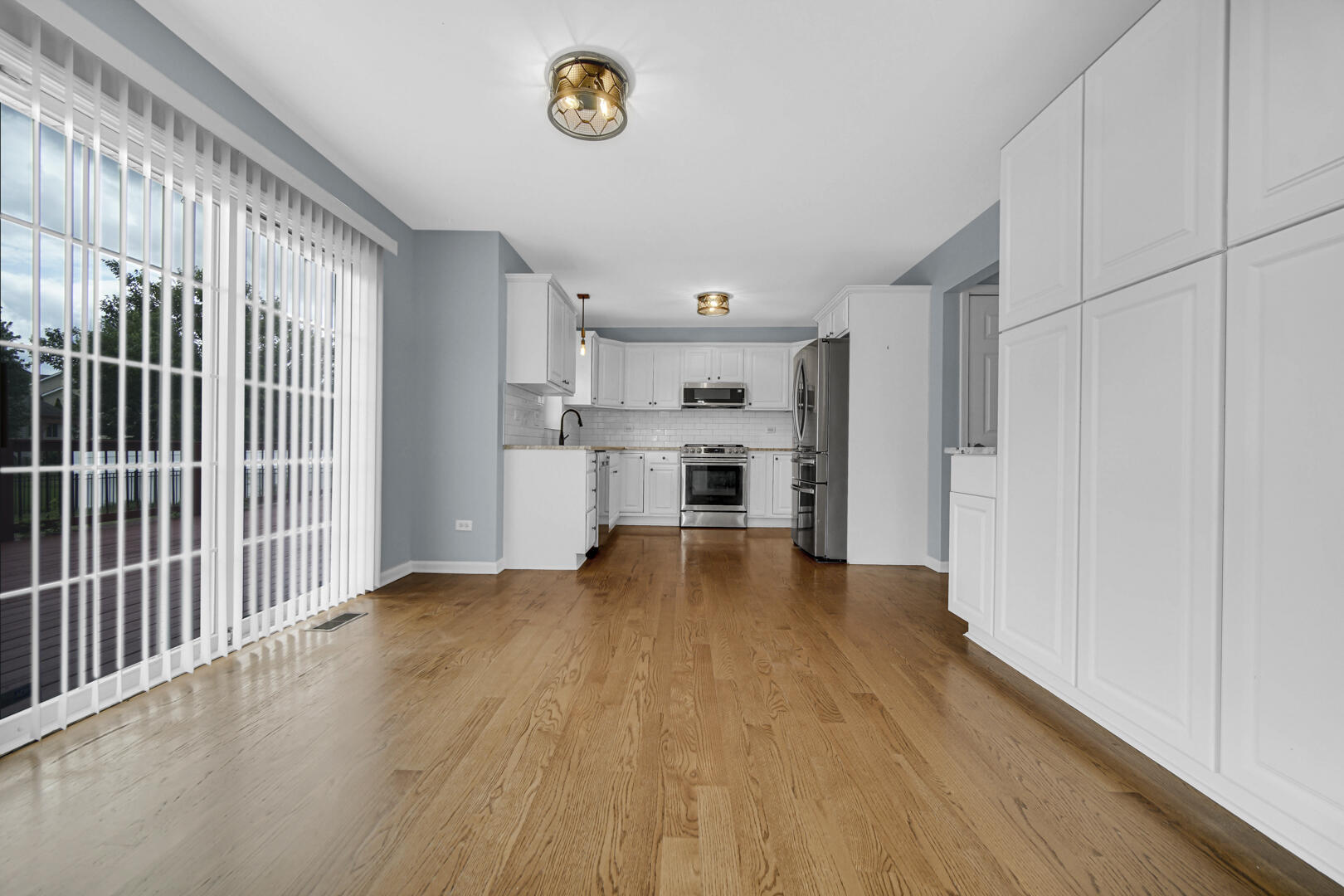310 Cornwall Circle, Munster, IN 46321; Image #13