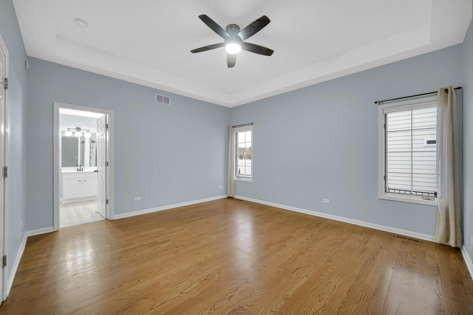 310 Cornwall Circle, Munster, IN 46321; Image #20