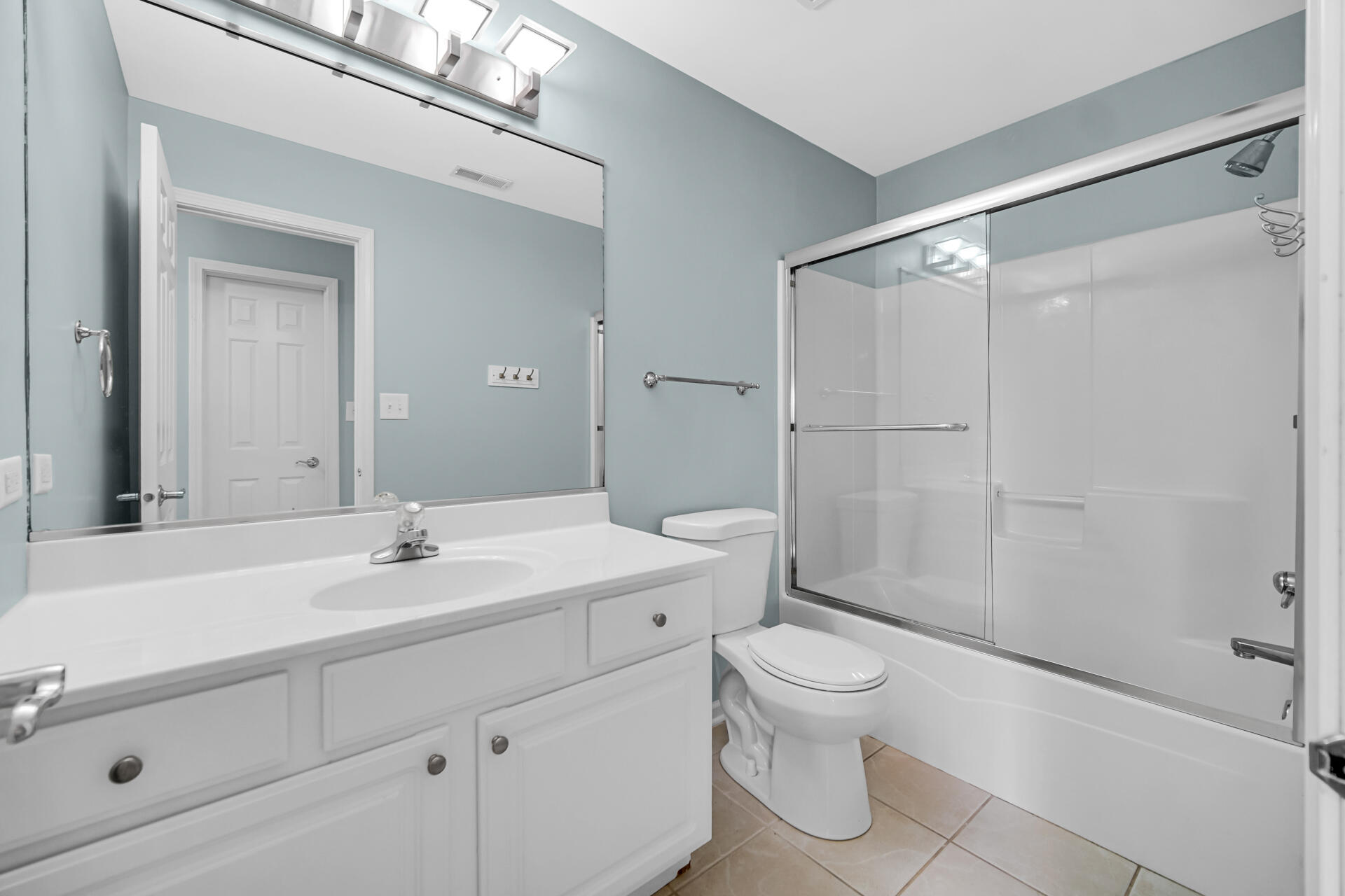 310 Cornwall Circle, Munster, IN 46321; Image #27