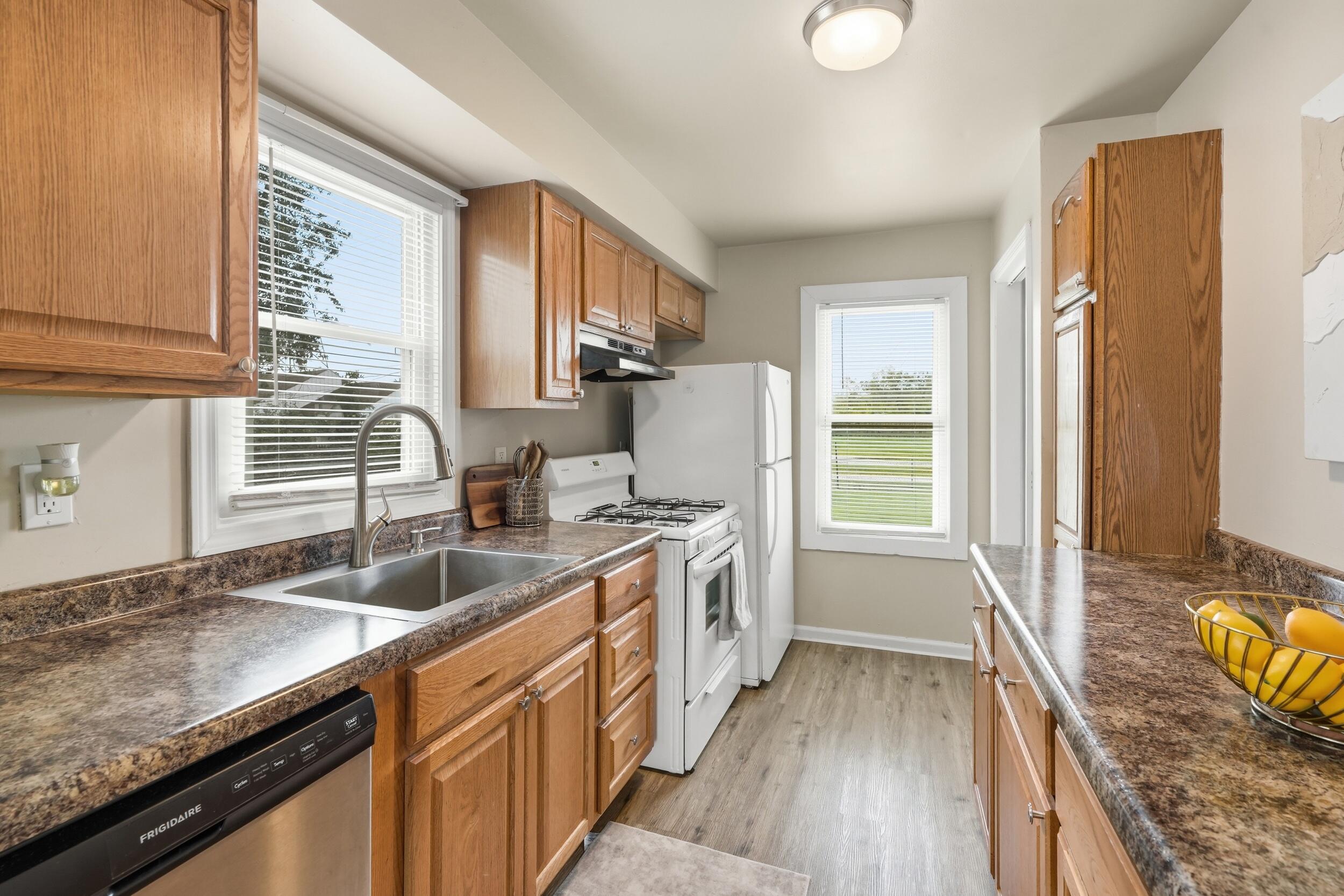 8314 Gordon Drive, Highland, IN 46322; Image #12
