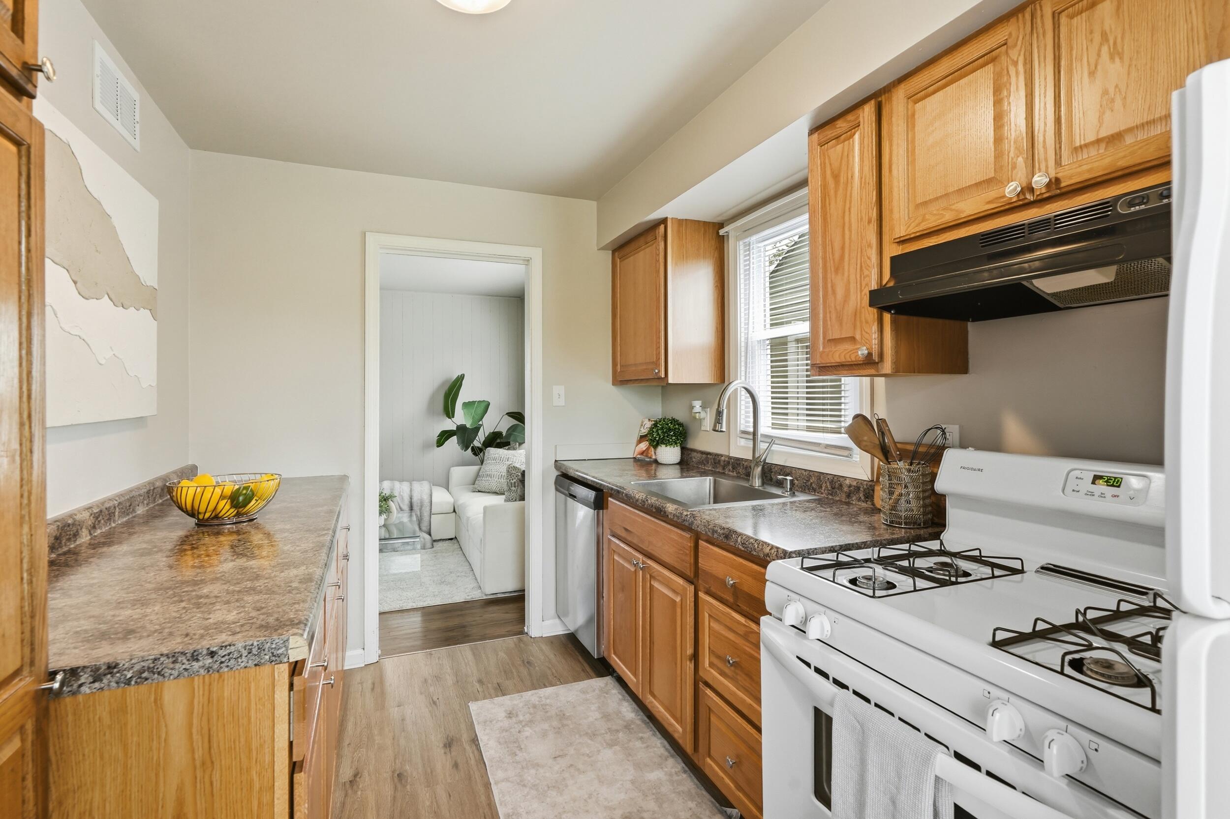 8314 Gordon Drive, Highland, IN 46322; Image #14