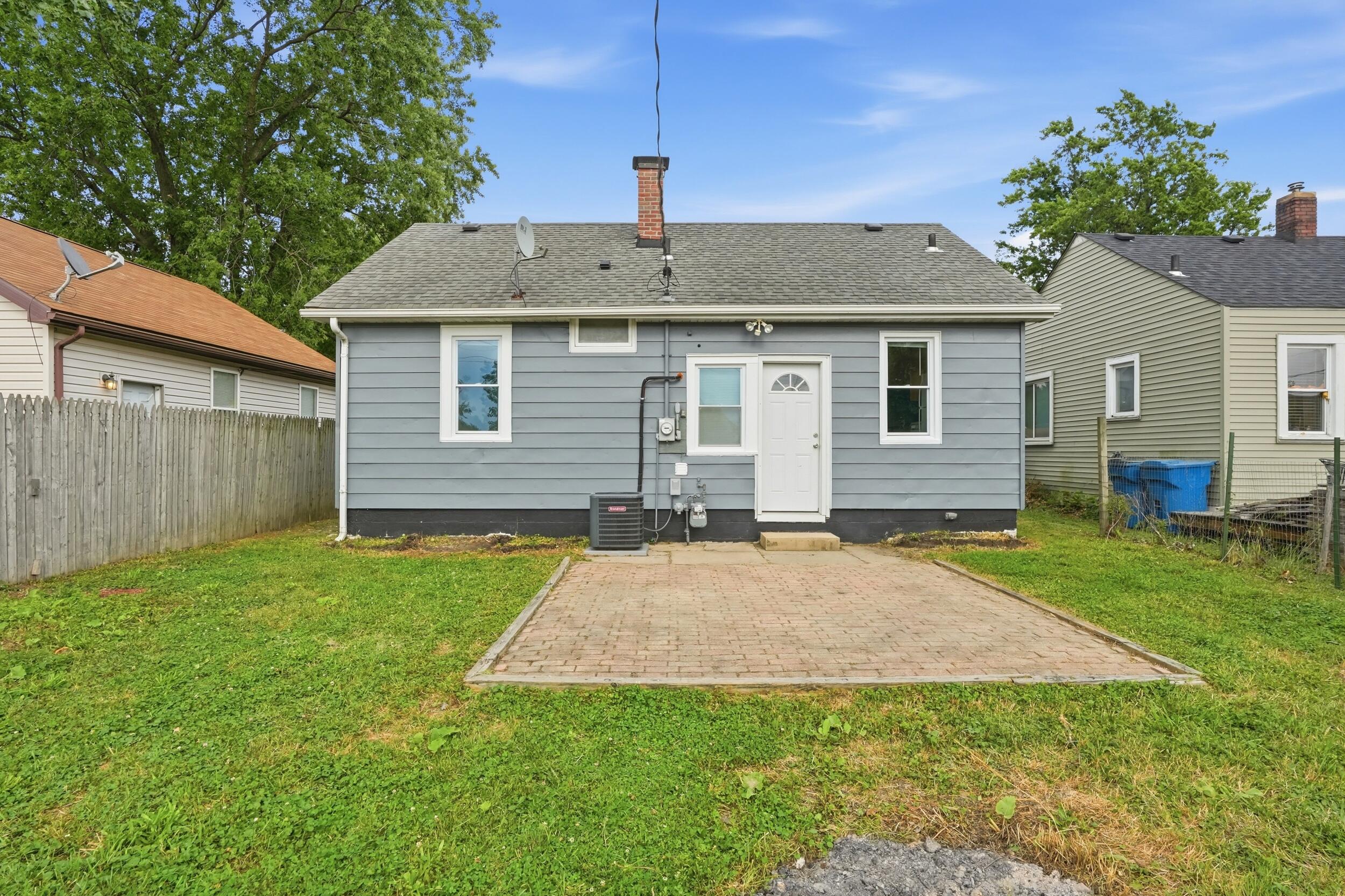 8314 Gordon Drive, Highland, IN 46322; Image #4