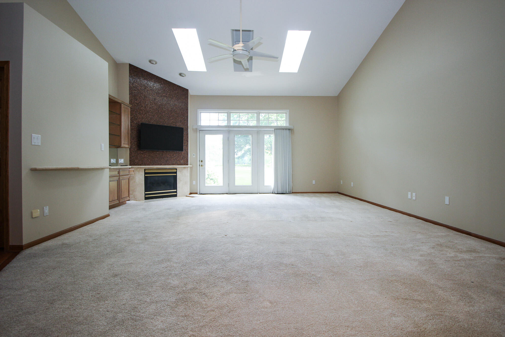 504 Pinehurst Lane, Schererville, IN 46375; Image #7