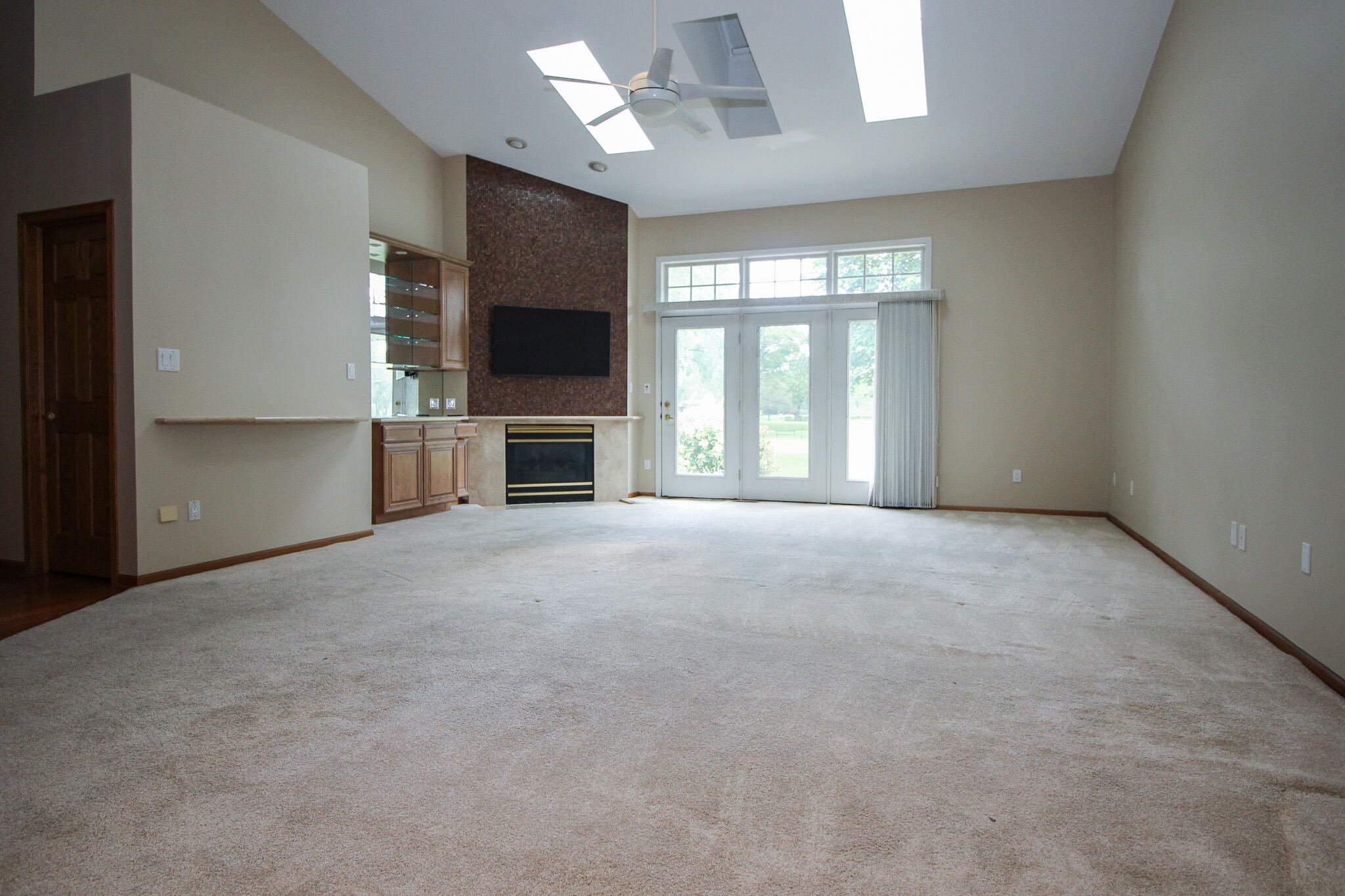 504 Pinehurst Lane, Schererville, IN 46375; Image #8
