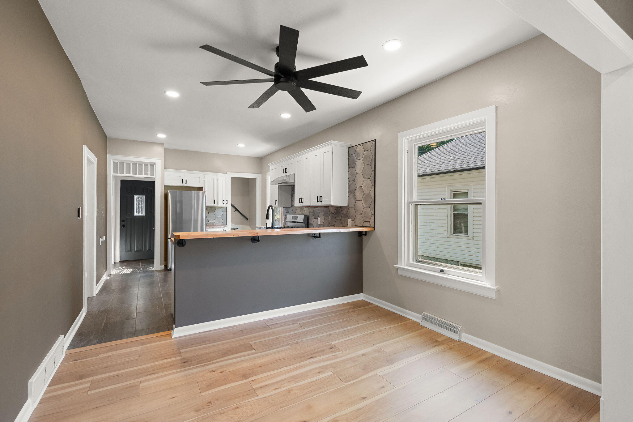 723 Lincoln Street, Hobart, IN 46342; Image #12