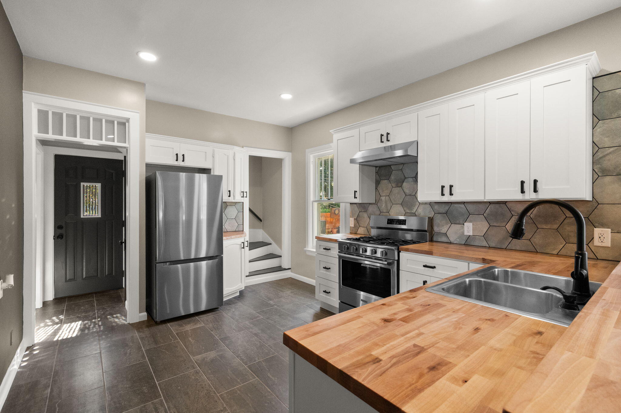 723 Lincoln Street, Hobart, IN 46342; Image #13