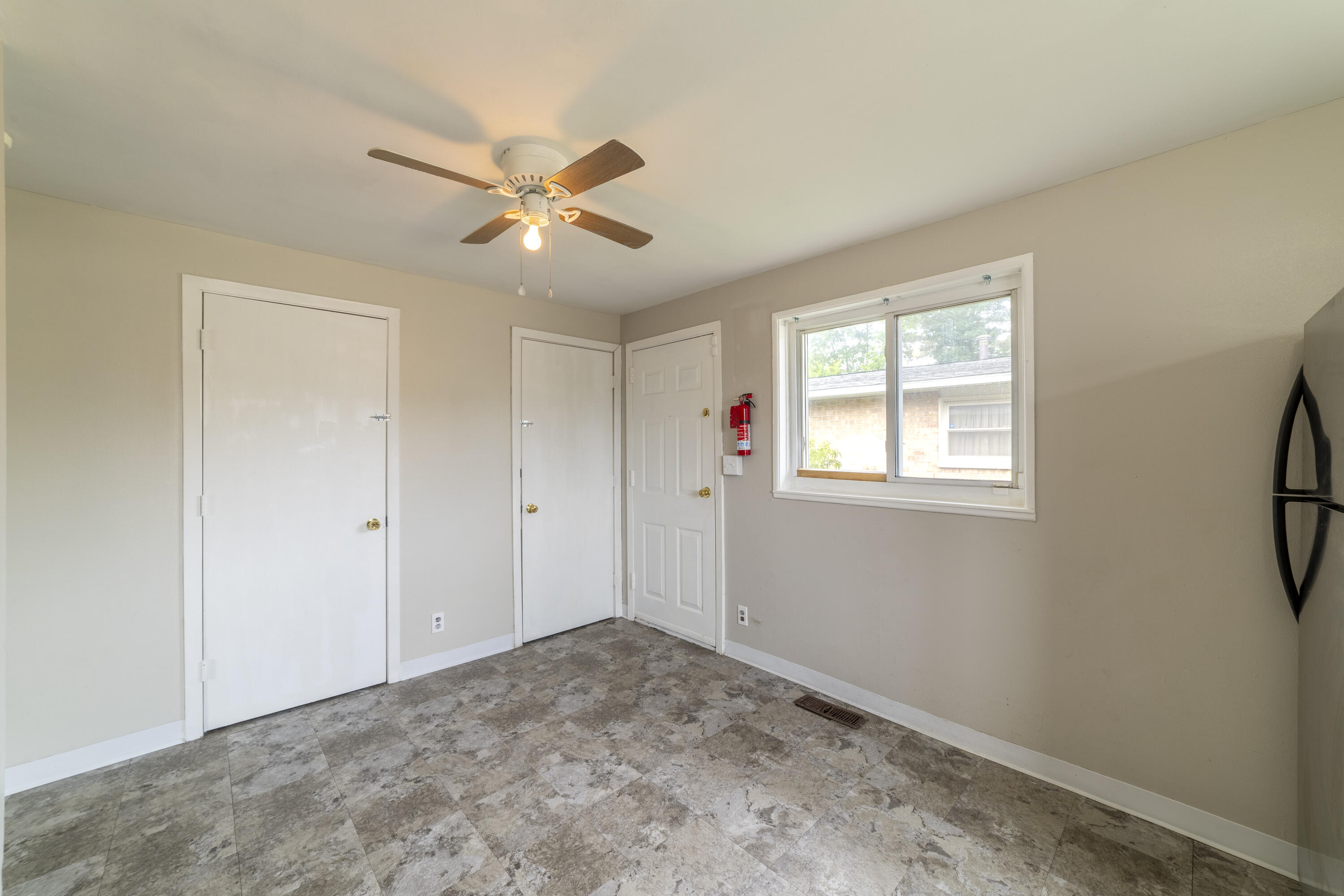 401 Oak Street, Michigan City, IN 46360; Image #11