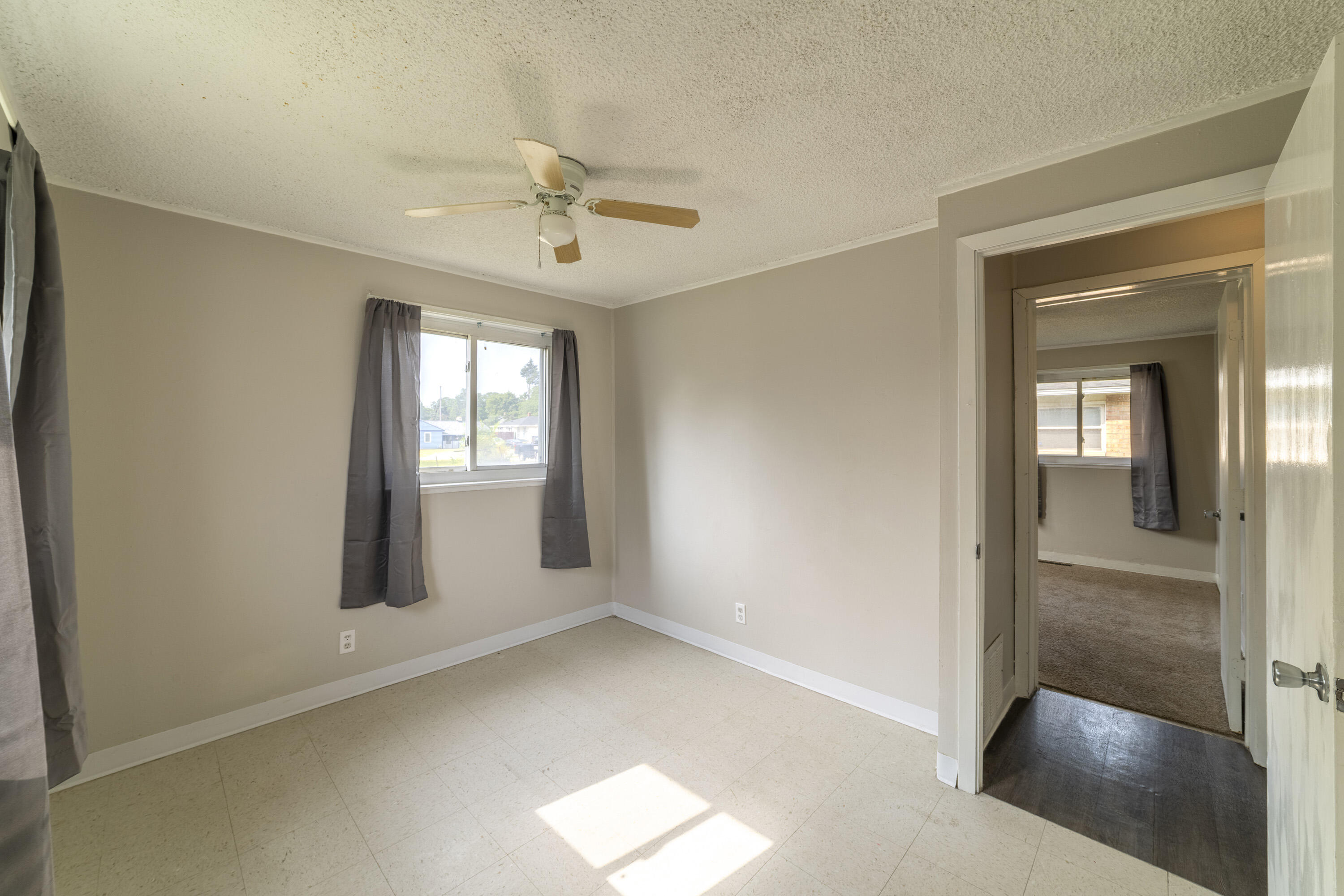 401 Oak Street, Michigan City, IN 46360; Image #15