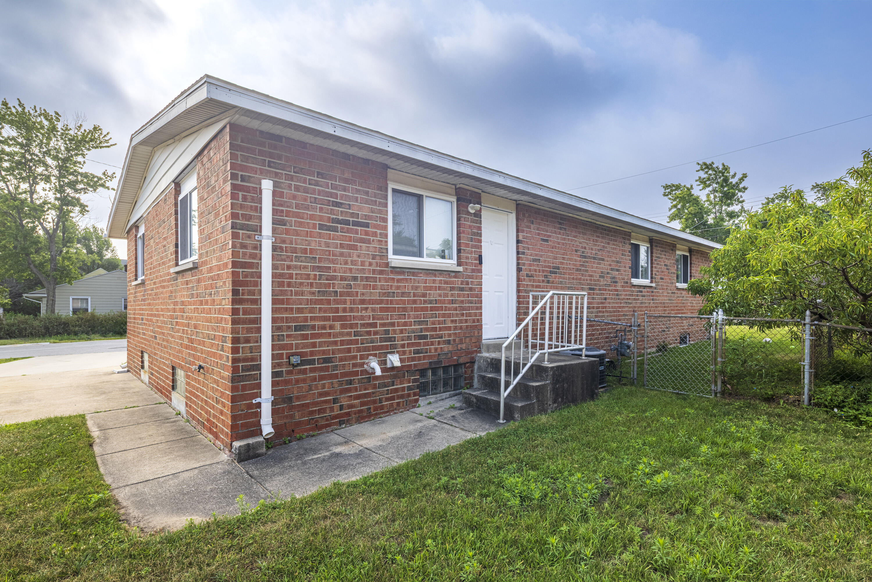 401 Oak Street, Michigan City, IN 46360; Image #4
