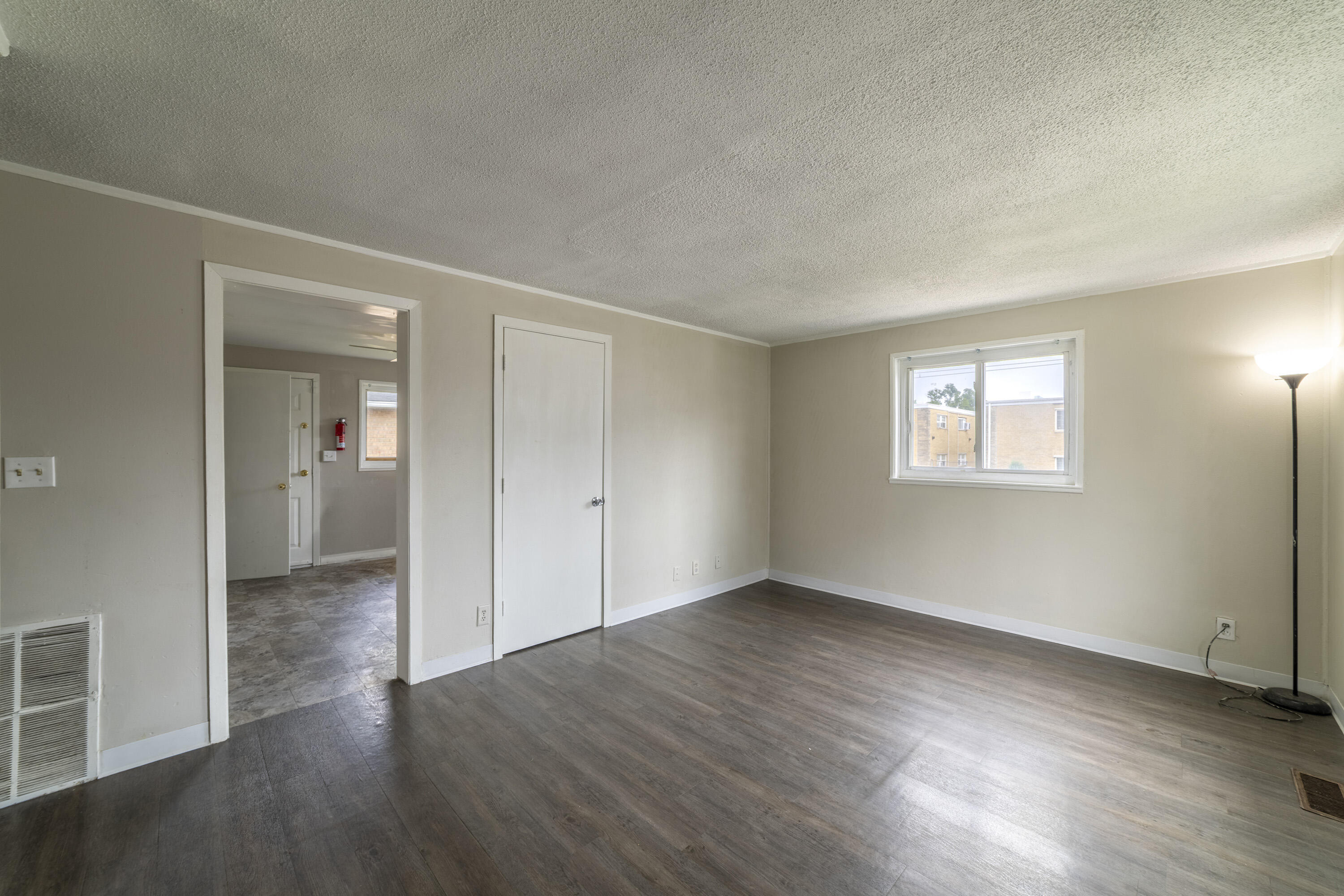 401 Oak Street, Michigan City, IN 46360; Image #8