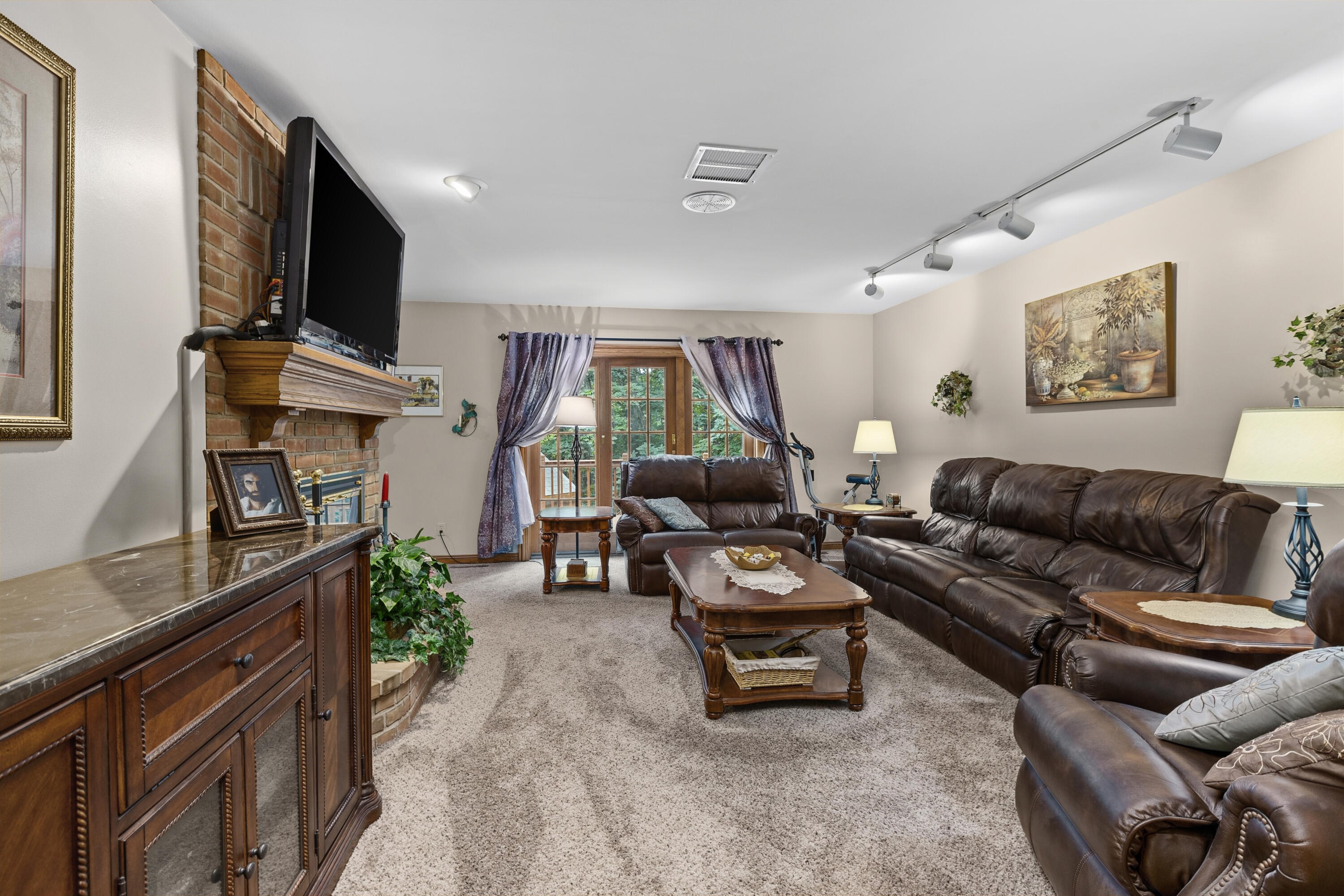 11458 Burr Street, Crown Point, IN 46307; Image #18