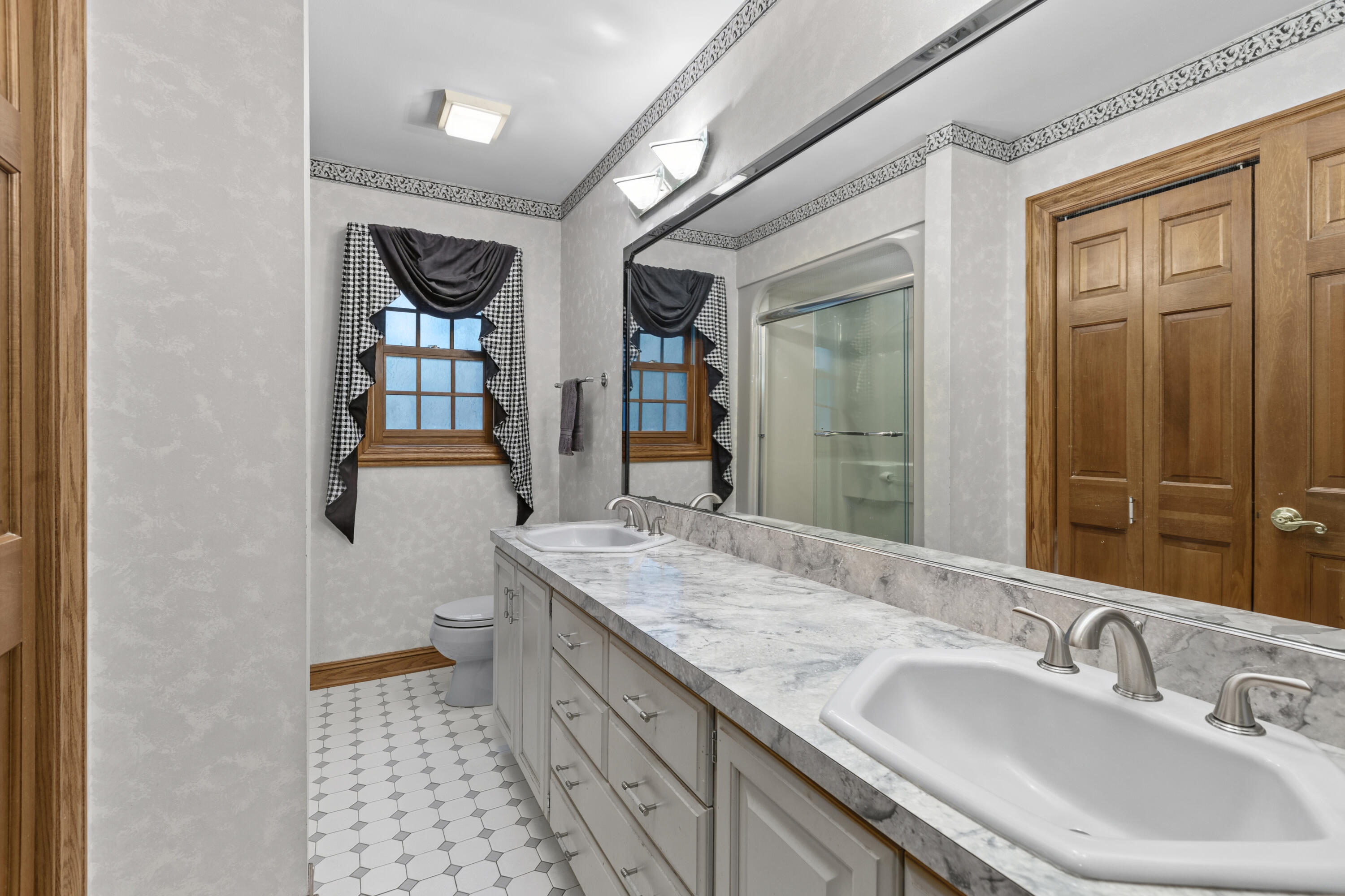 11458 Burr Street, Crown Point, IN 46307; Image #36