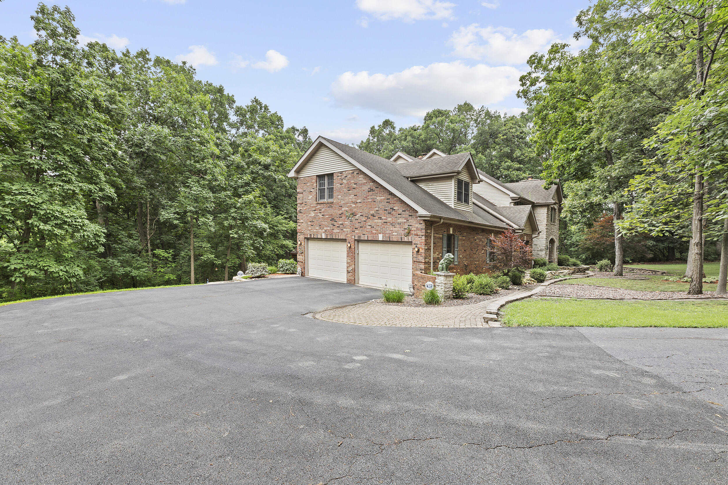 11458 Burr Street, Crown Point, IN 46307; Image #49
