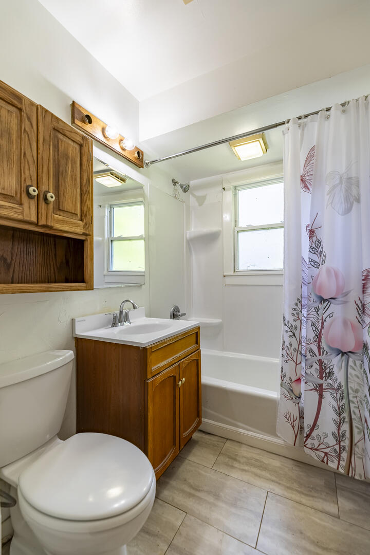 17633 Roy Street, Lansing, IL 60438; Image #10