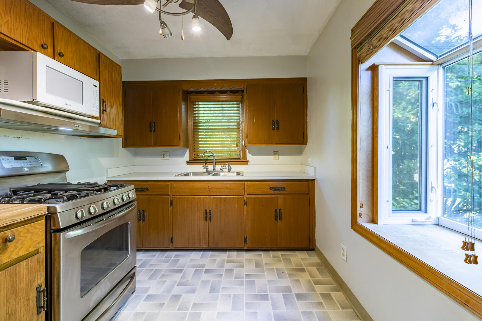 17633 Roy Street, Lansing, IL 60438; Image #8