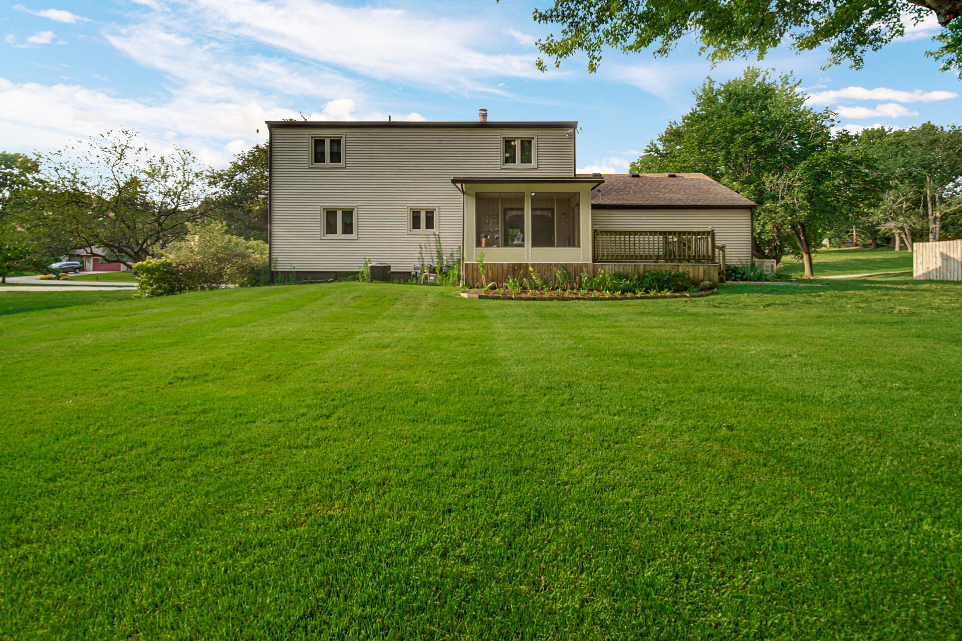 7888 W Applewood Drive, La Porte, IN 46350; Image #3